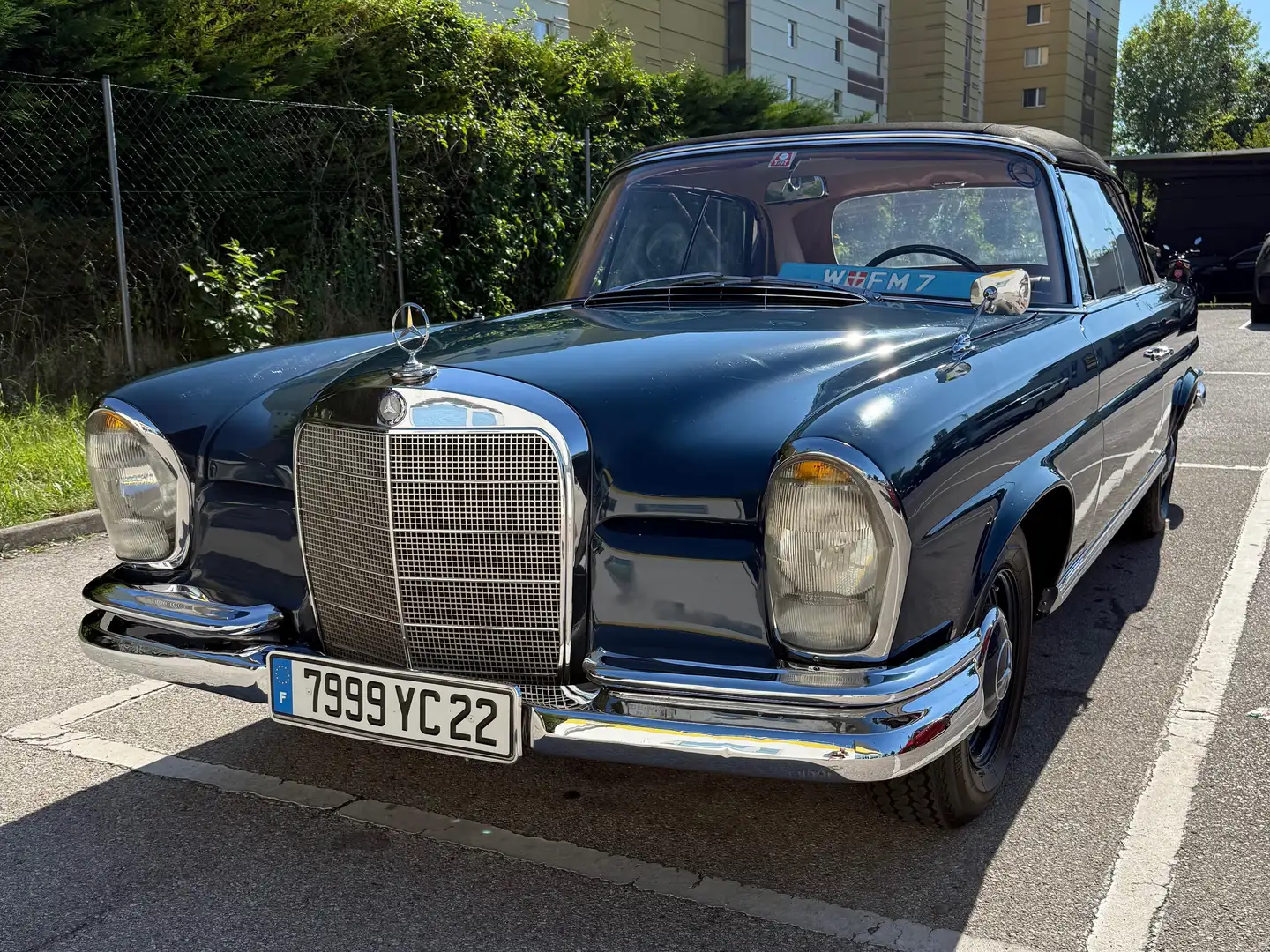 Mercedes-Benz 220 SEb Werkscabrio Blau - 1