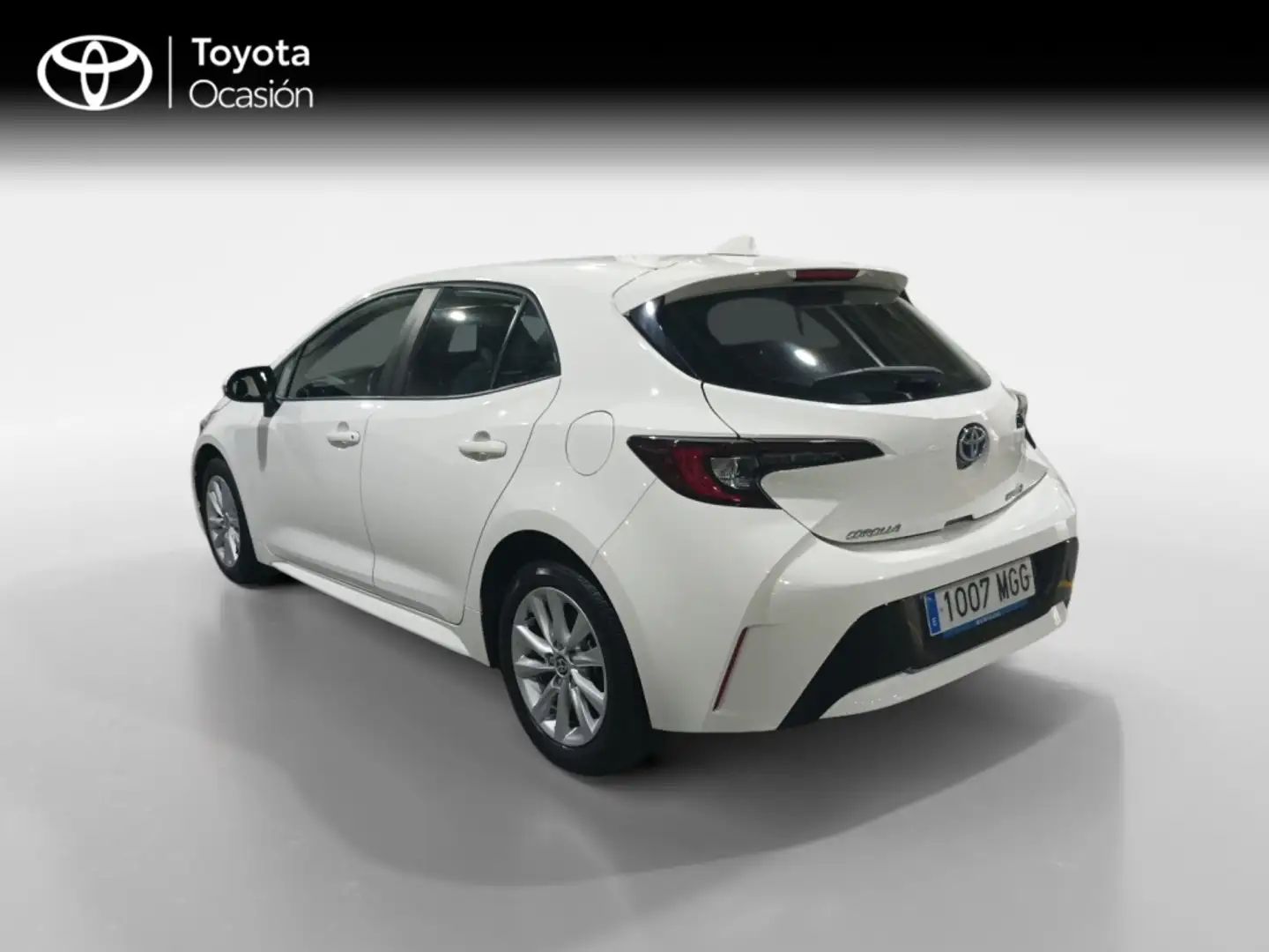 Toyota Corolla BERLINA CON PORTON 1.8 HEV ACTIVE PLUS E-CVT 140 5 Blanco - 2
