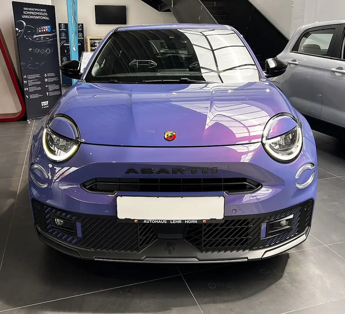 Abarth Abarth 600e 54kWh Scorpionissima Violet - 2