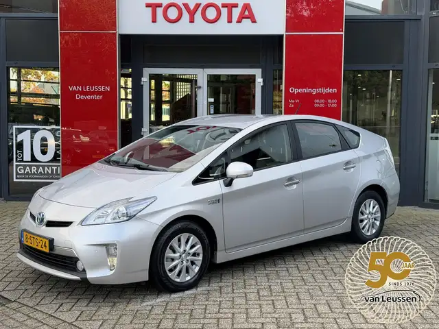 Toyota Prius 1.8 Plug-in Aspiration STOEL VERW. | TREKHAAK