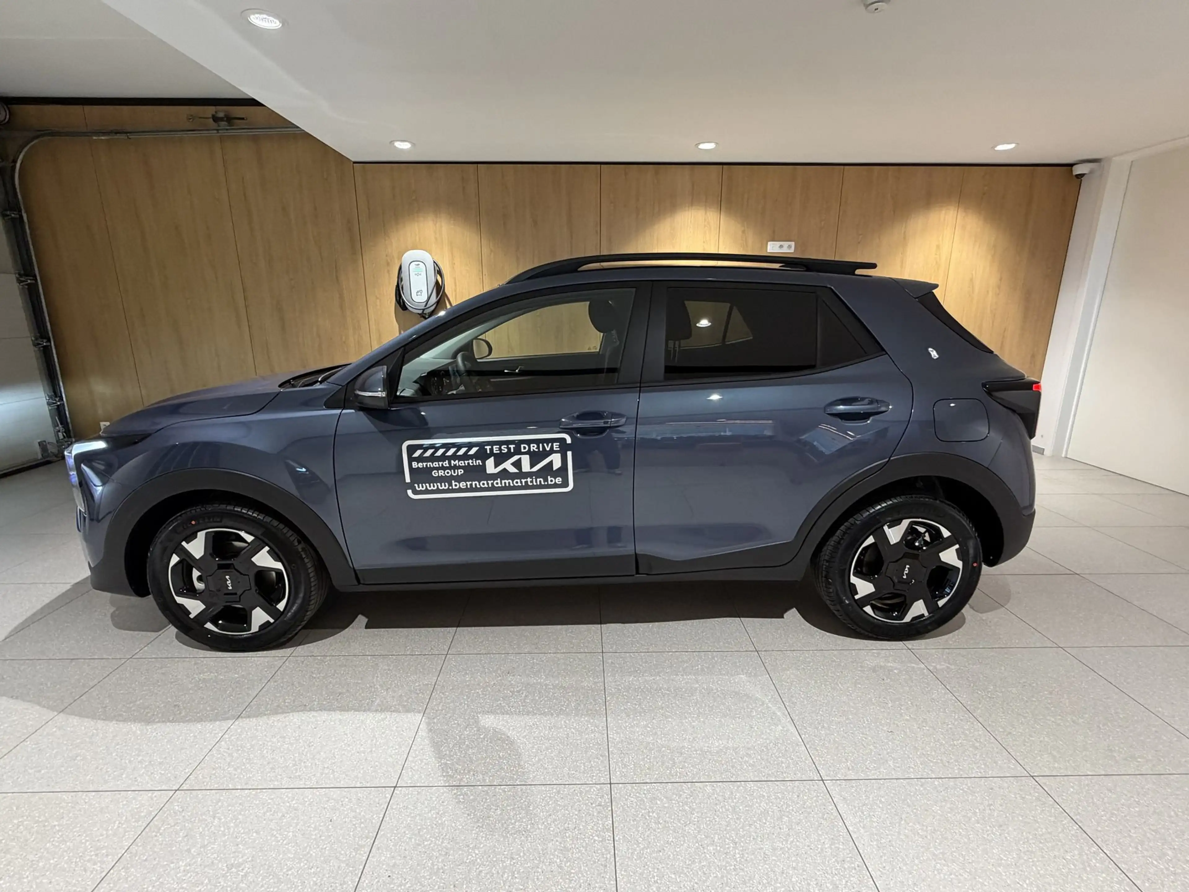 Kia Stonic Pulse DCT7 * Véhicule de Direction * NON - IMMAT — photo 3