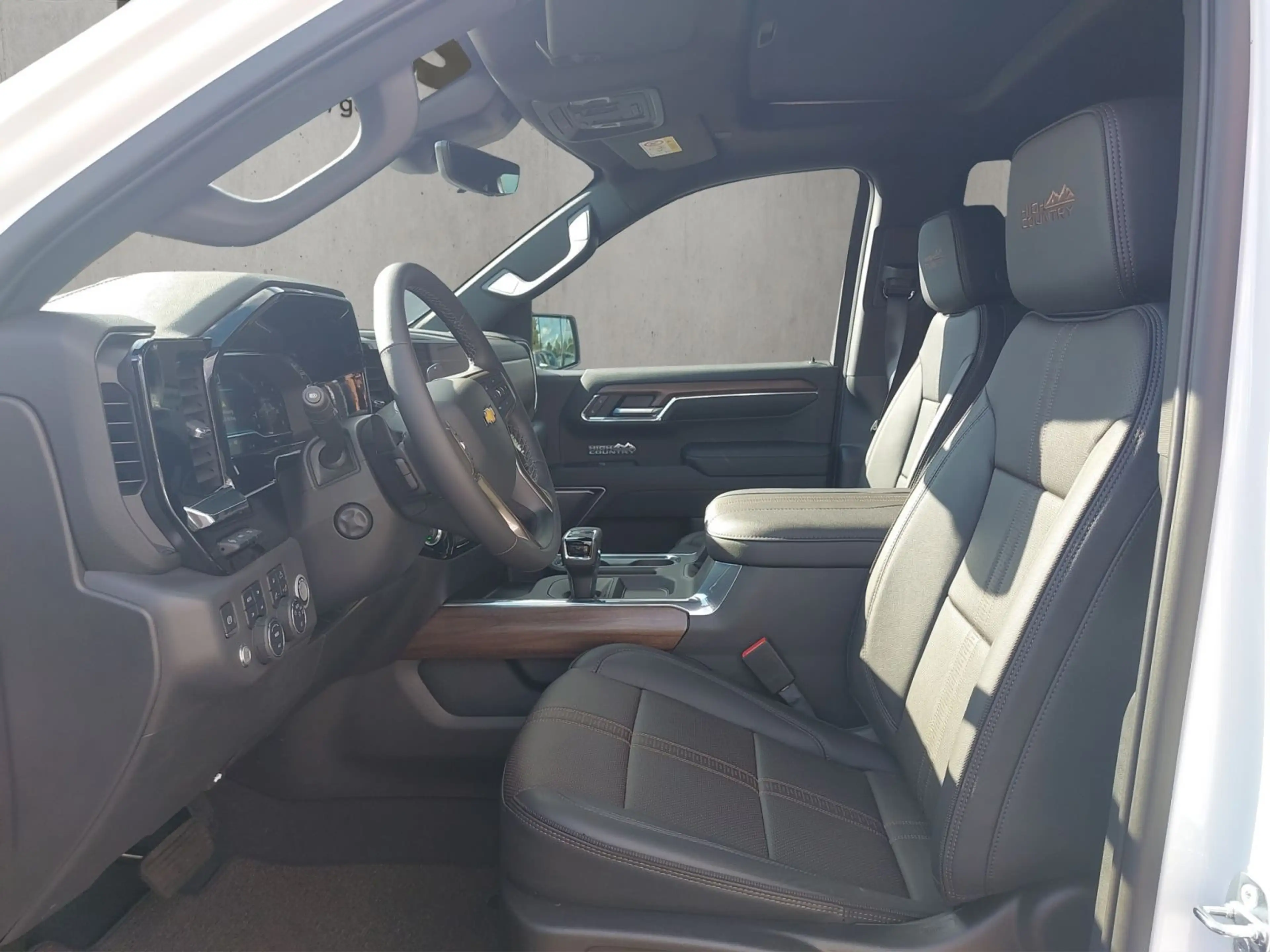 Chevrolet Silverado Chevrolet Silverado High Country  LPG — photo 9