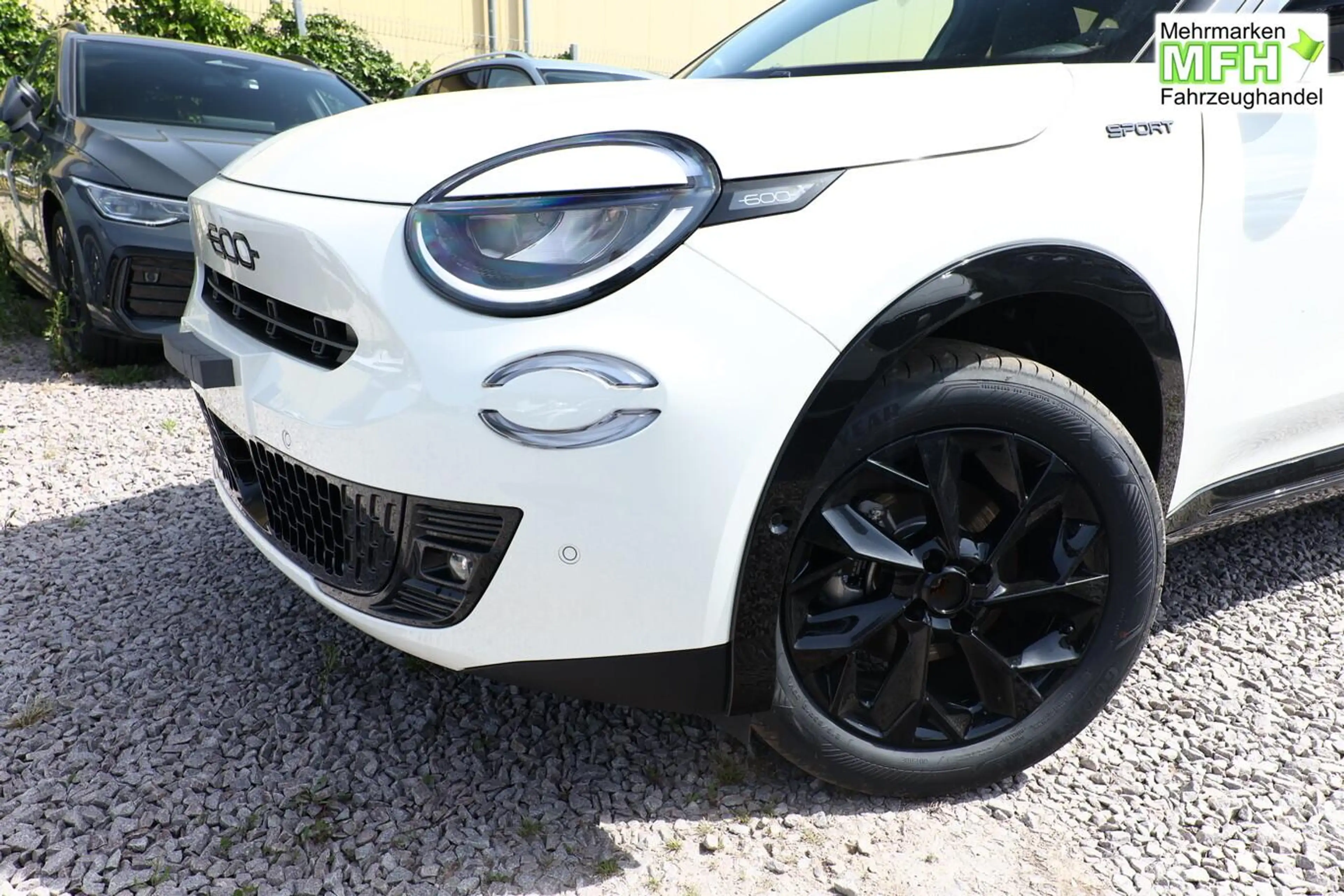 Fiat 600 Sport Hybrid SHZ ACC Kam Keyl PDC PrivG Bi-C 10... — photo 4