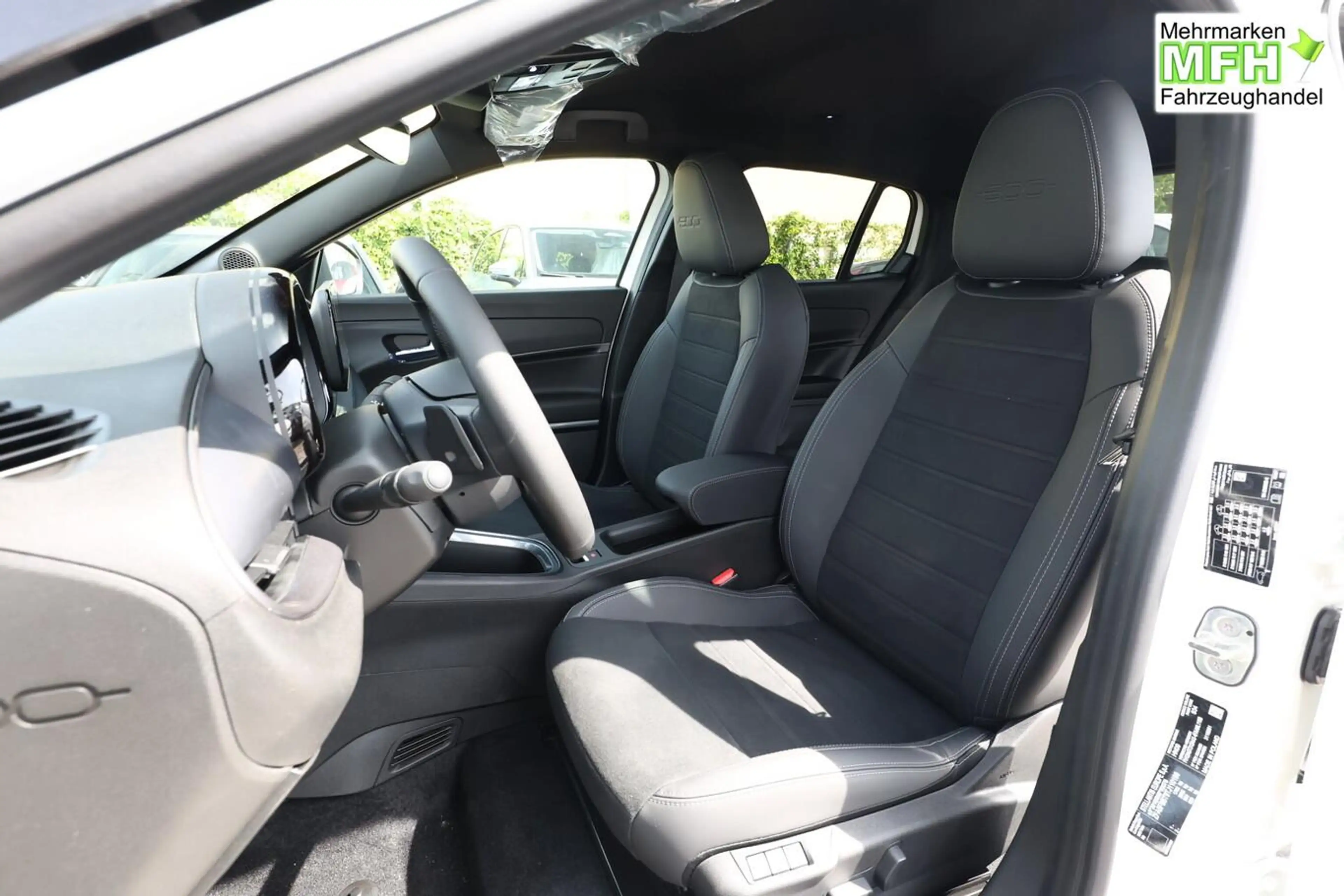 Fiat 600 Sport Hybrid SHZ ACC Kam Keyl PDC PrivG Bi-C 10... — photo 5