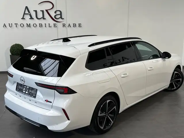Opel Astra view 5