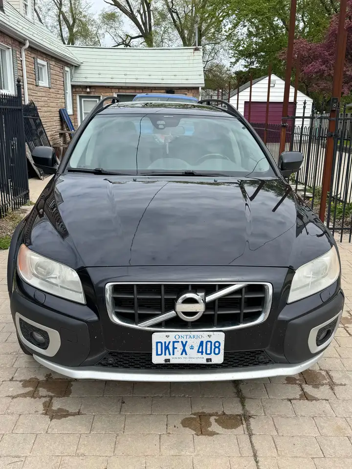Volvo XC70 снимка Volvo XC70