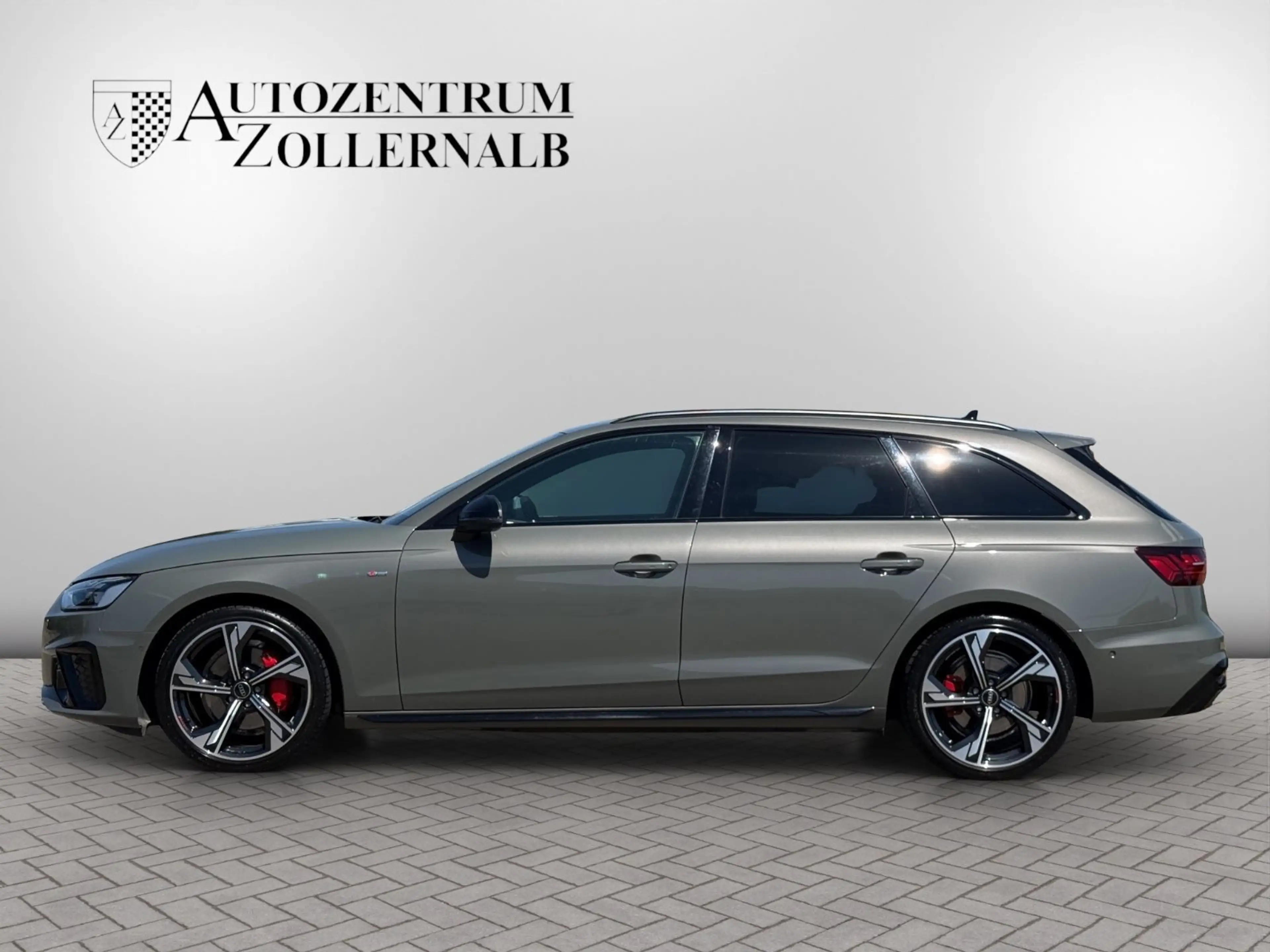 Audi A4 Avant 40 TFSI quattro S line competition plus — photo 3