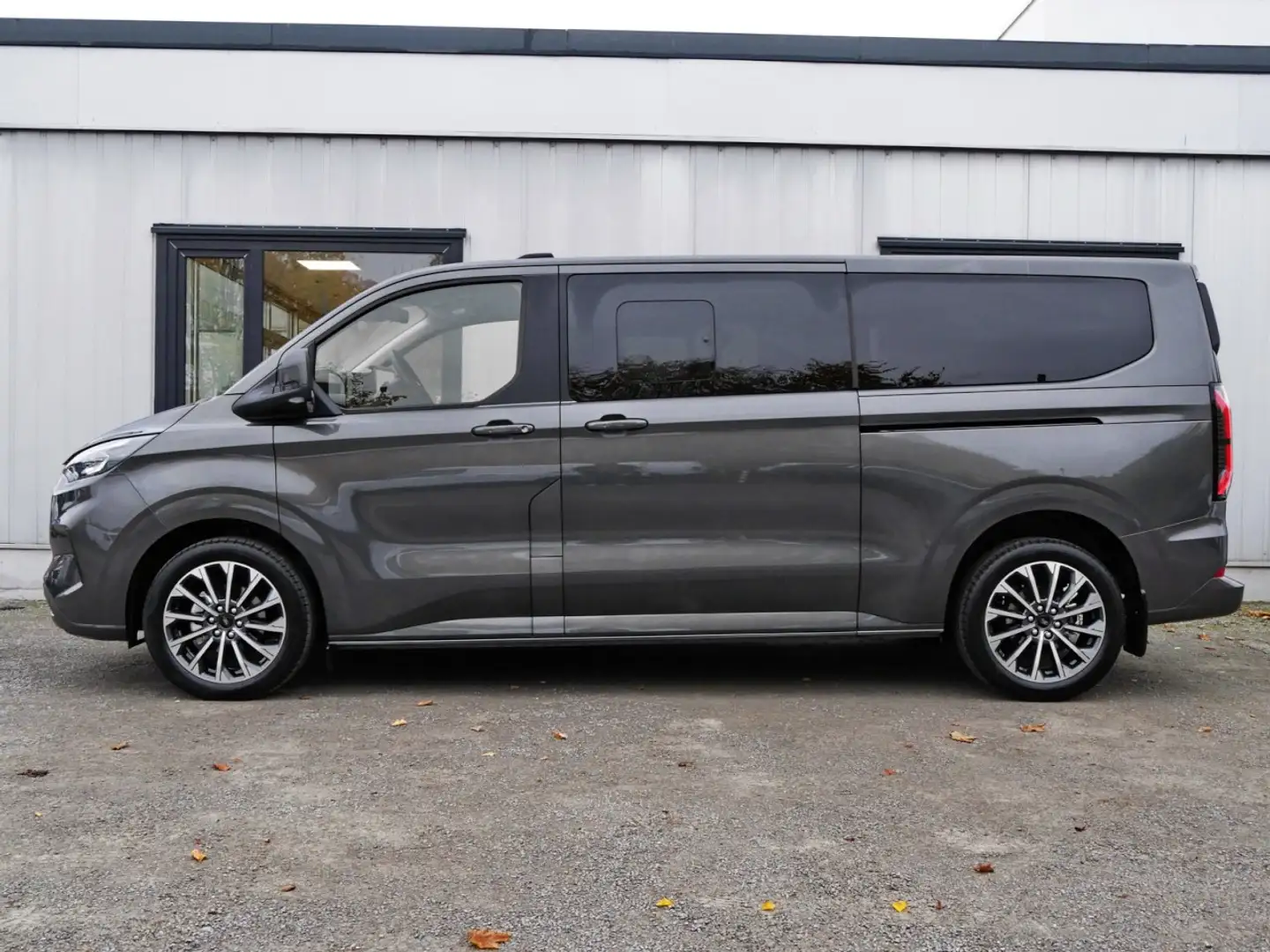 Ford Tourneo Custom Titanium X 320L2 Aut.+B&O+AHK+ACC Klima Navi Grau - 2