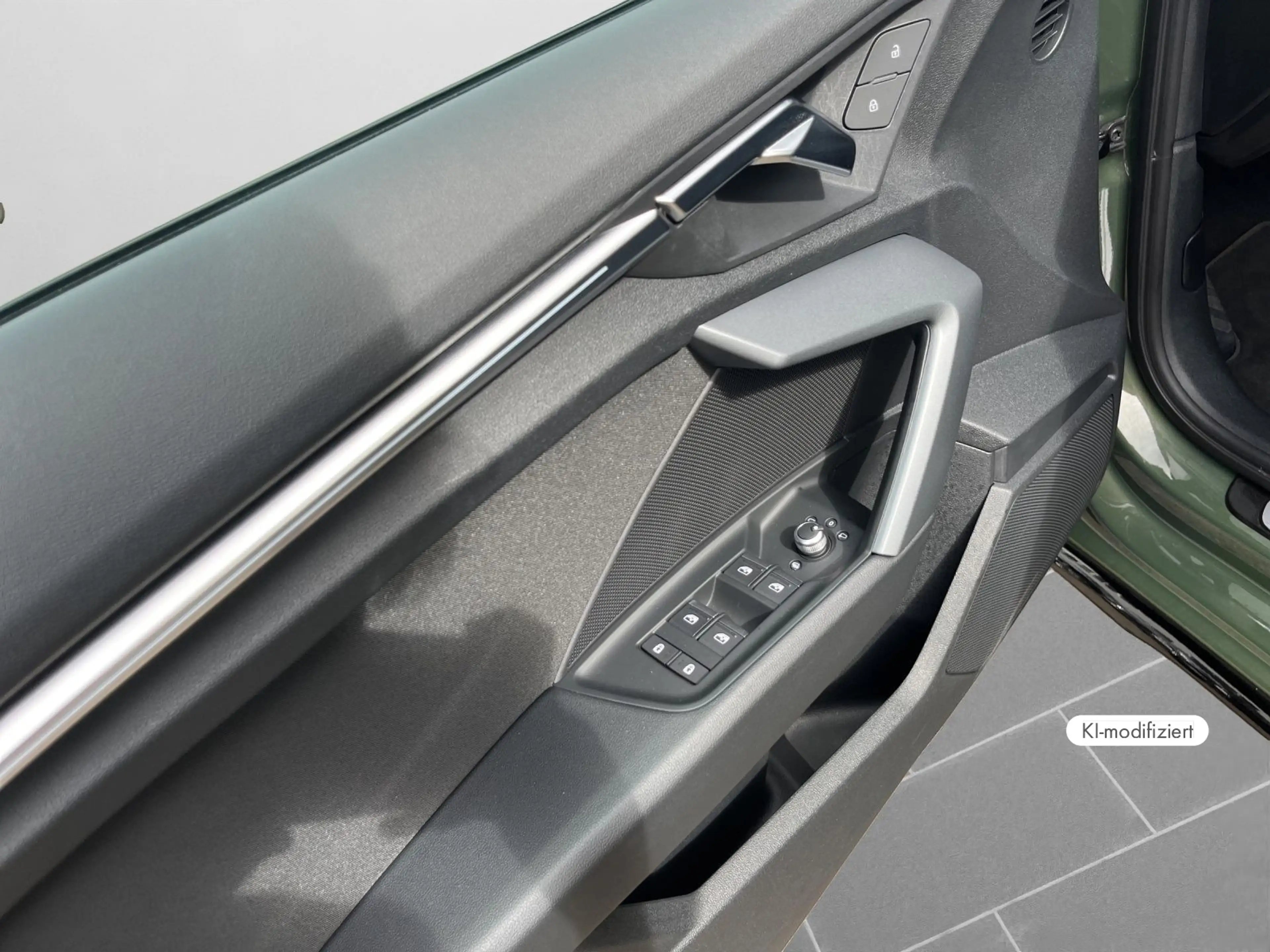 Audi A3 S line 30 TFSI S tronic SHZ RFK LED — photo 13
