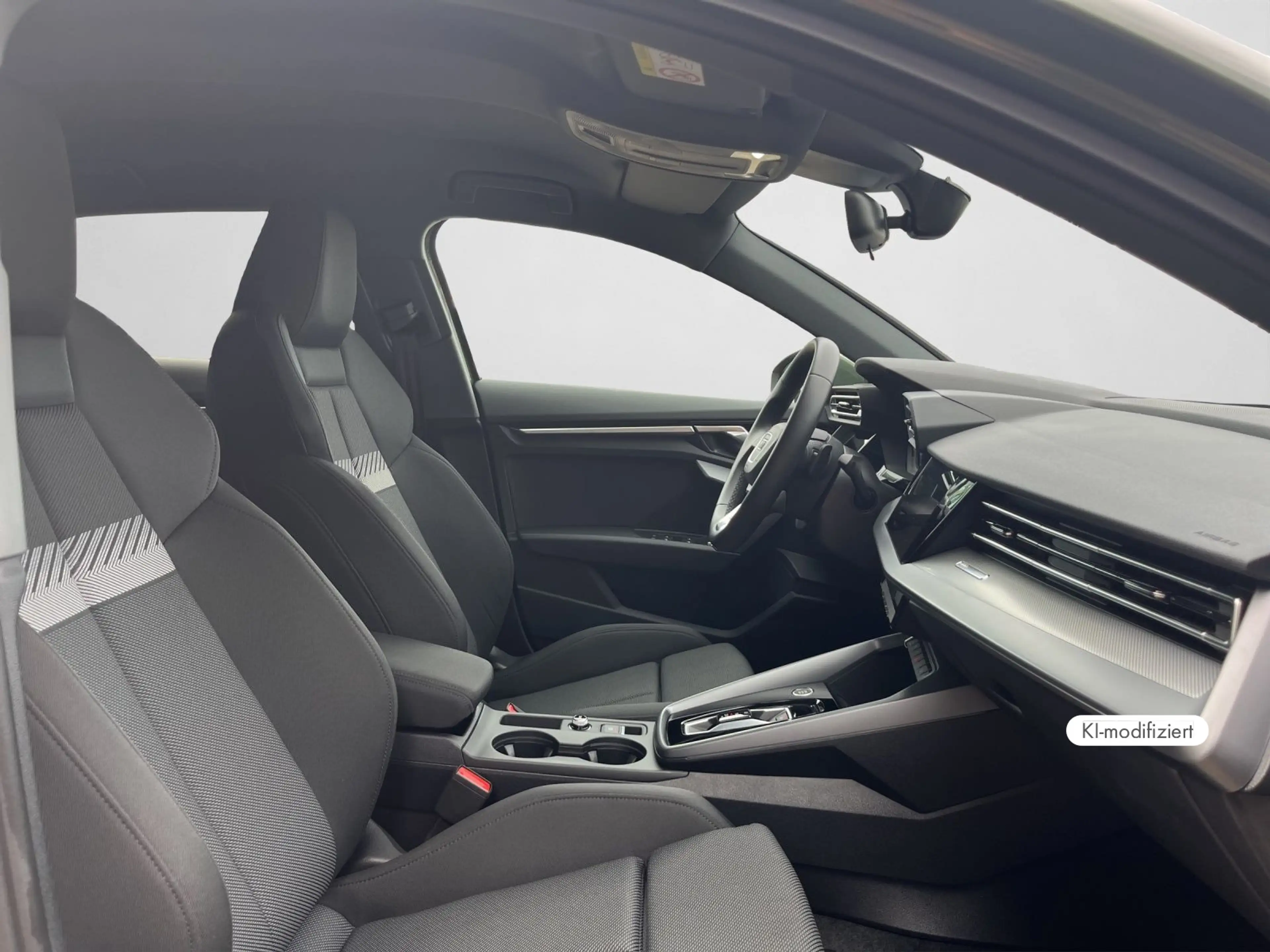 Audi A3 S line 30 TFSI S tronic SHZ RFK LED — photo 4