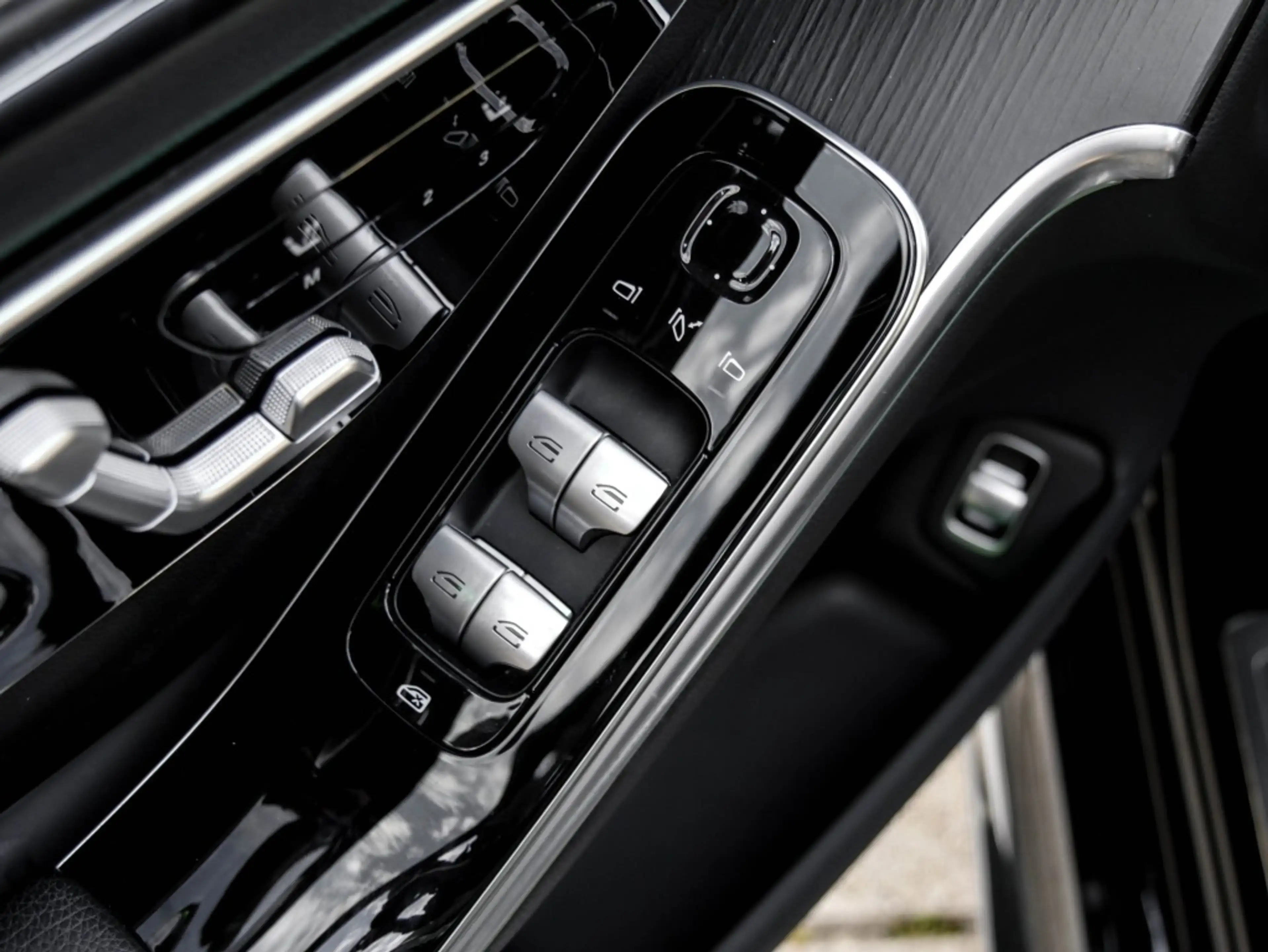 Mercedes-Benz S 500 4M Limousine AMG-Sport/Pano/HUD/360/DIGITA — photo 12