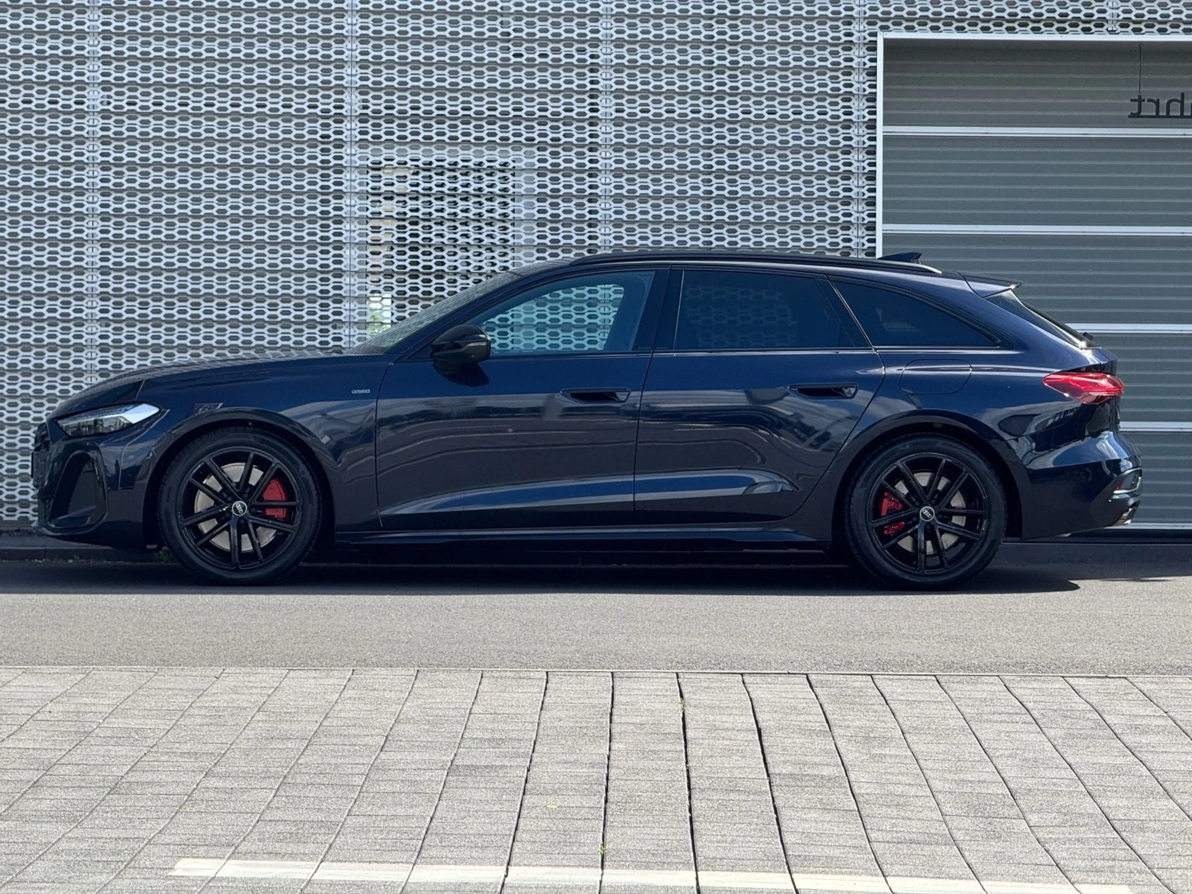 Audi A5 e-hybrid quattro MMIBD*MATRIX*MMI*B&O*H — photo 2