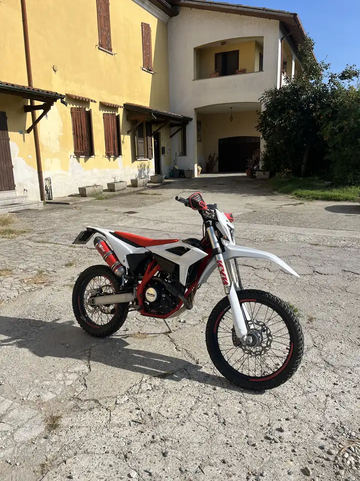 Beta RR 125