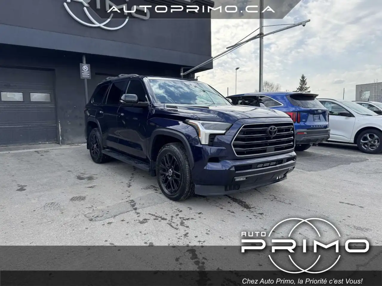 Toyota Sequoia снимка Toyota Sequoia