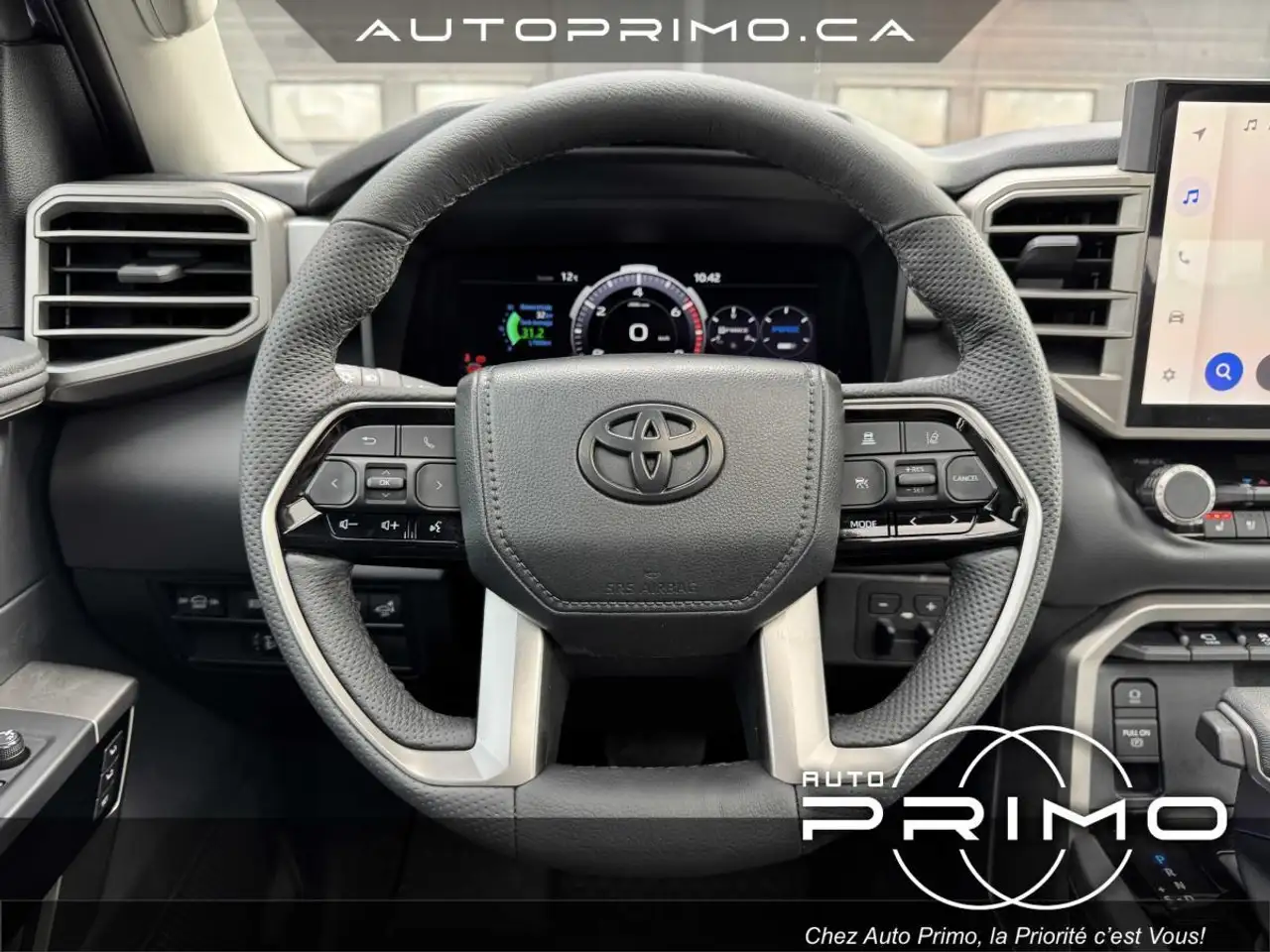 Toyota Sequoia снимка Toyota Sequoia