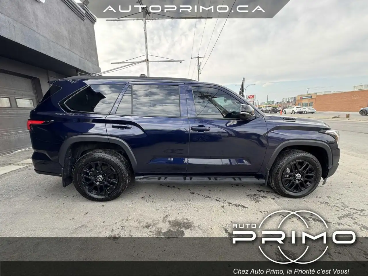 Toyota Sequoia снимка Toyota Sequoia