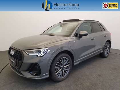 Audi Q3 45 TFSI e 245pk S-Line S-Tronic Panoramadak, Memor