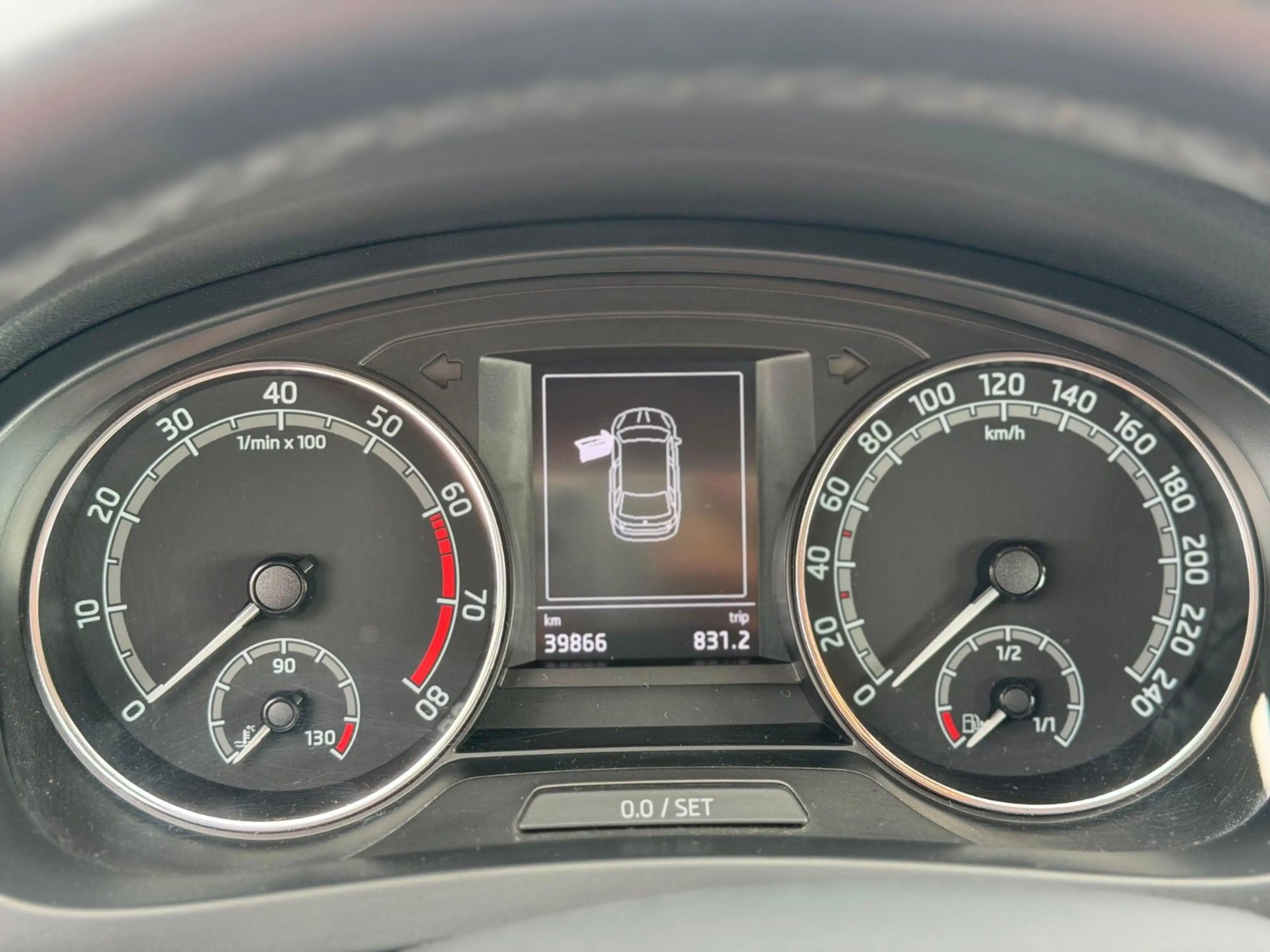 Skoda Rapid/Spaceback Spaceback/COOL EDITION/GJ-REIFEN/1Hd/39TKM — photo 10