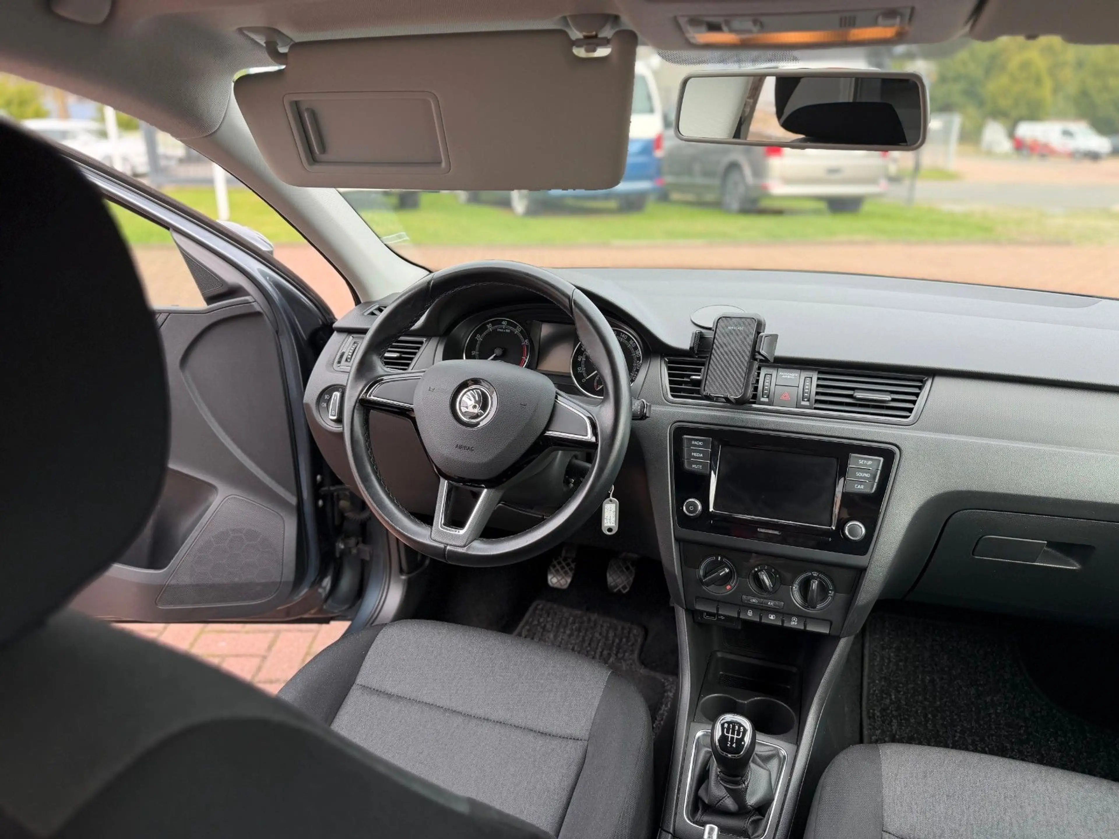 Skoda Rapid/Spaceback Spaceback/COOL EDITION/GJ-REIFEN/1Hd/39TKM — photo 11
