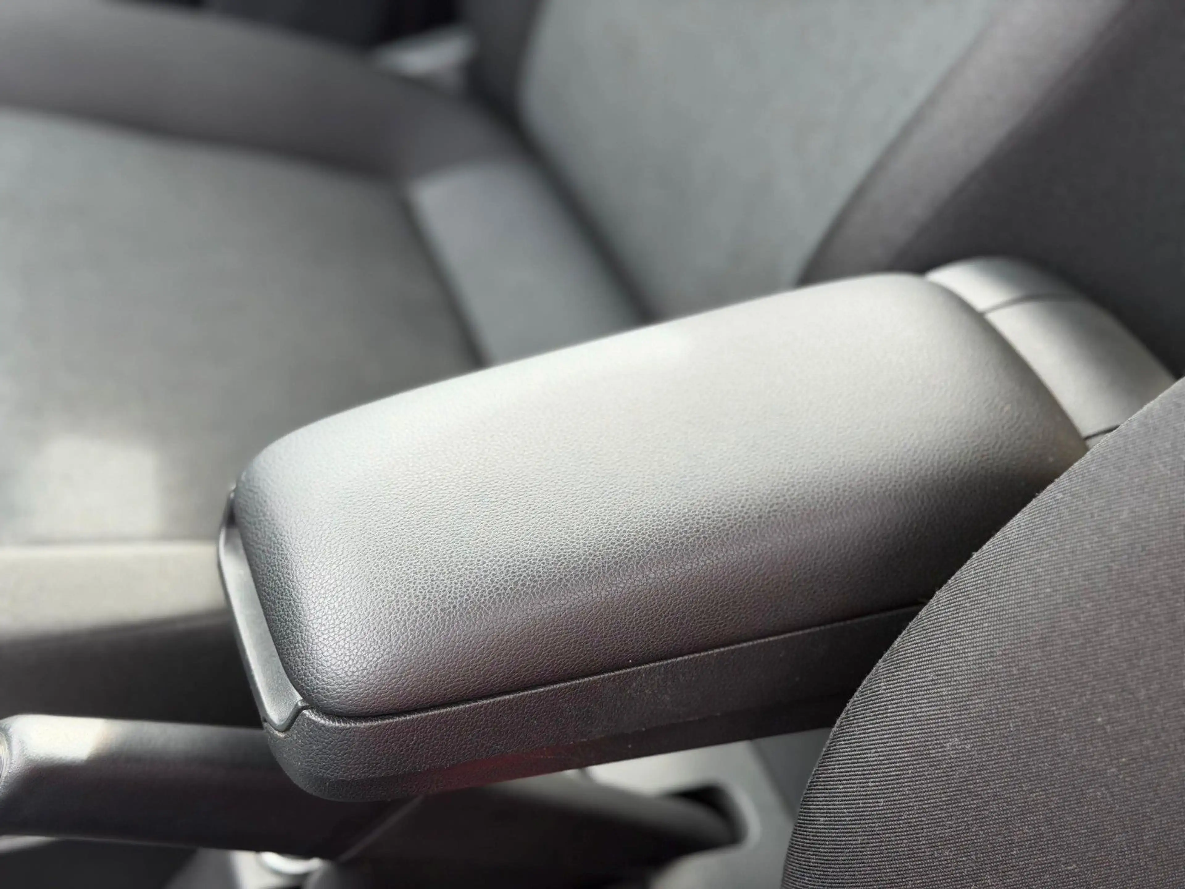 Skoda Rapid/Spaceback Spaceback/COOL EDITION/GJ-REIFEN/1Hd/39TKM — photo 14