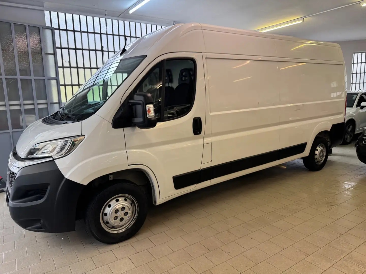 Citroen Jumper 35 BlueHDi 140 S&S PLM-TM IVA COMPRESA Bianco - 1