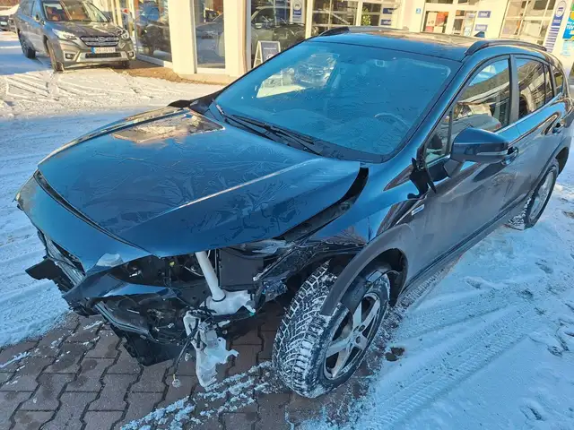 Subaru XV 2.0ie Platinum Lineartronic 4WD, AHK