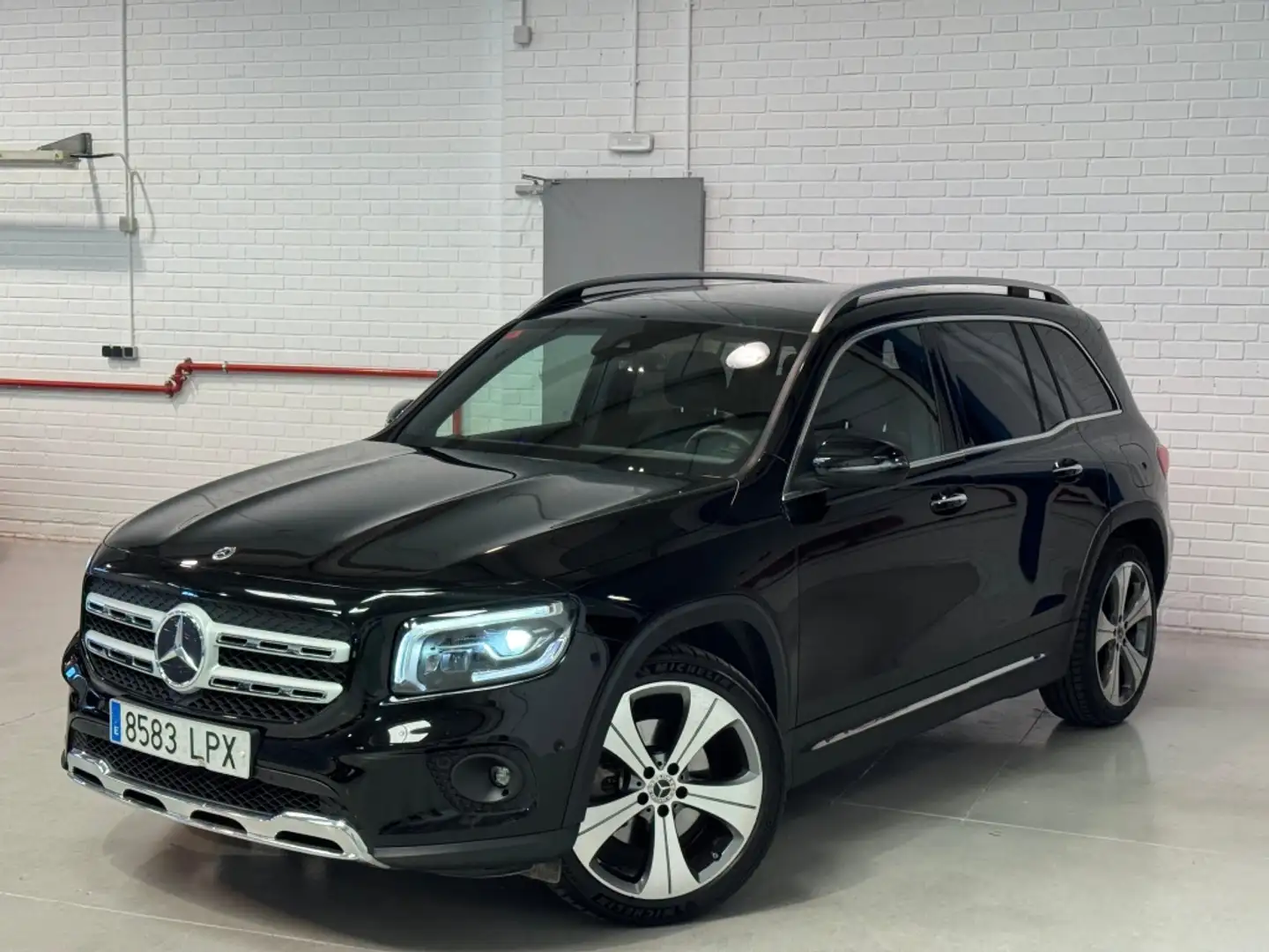 Mercedes-Benz GLB 220 220d 4Matic 8G-DCT Noir - 2