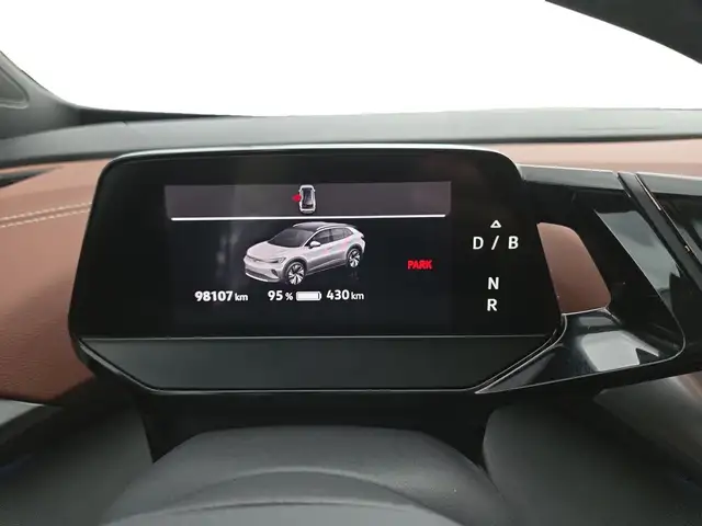 Volkswagen ID.4 view 9