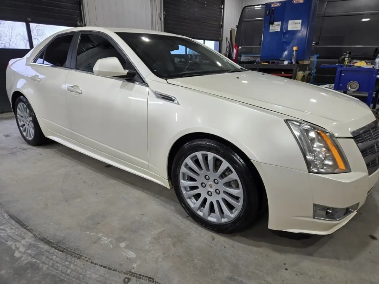 Cadillac CTS снимка Cadillac CTS