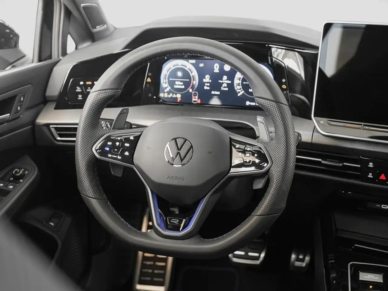 Volkswagen Golf VIII Variant R 2.0 TSI 245 kW 4Motion R 12