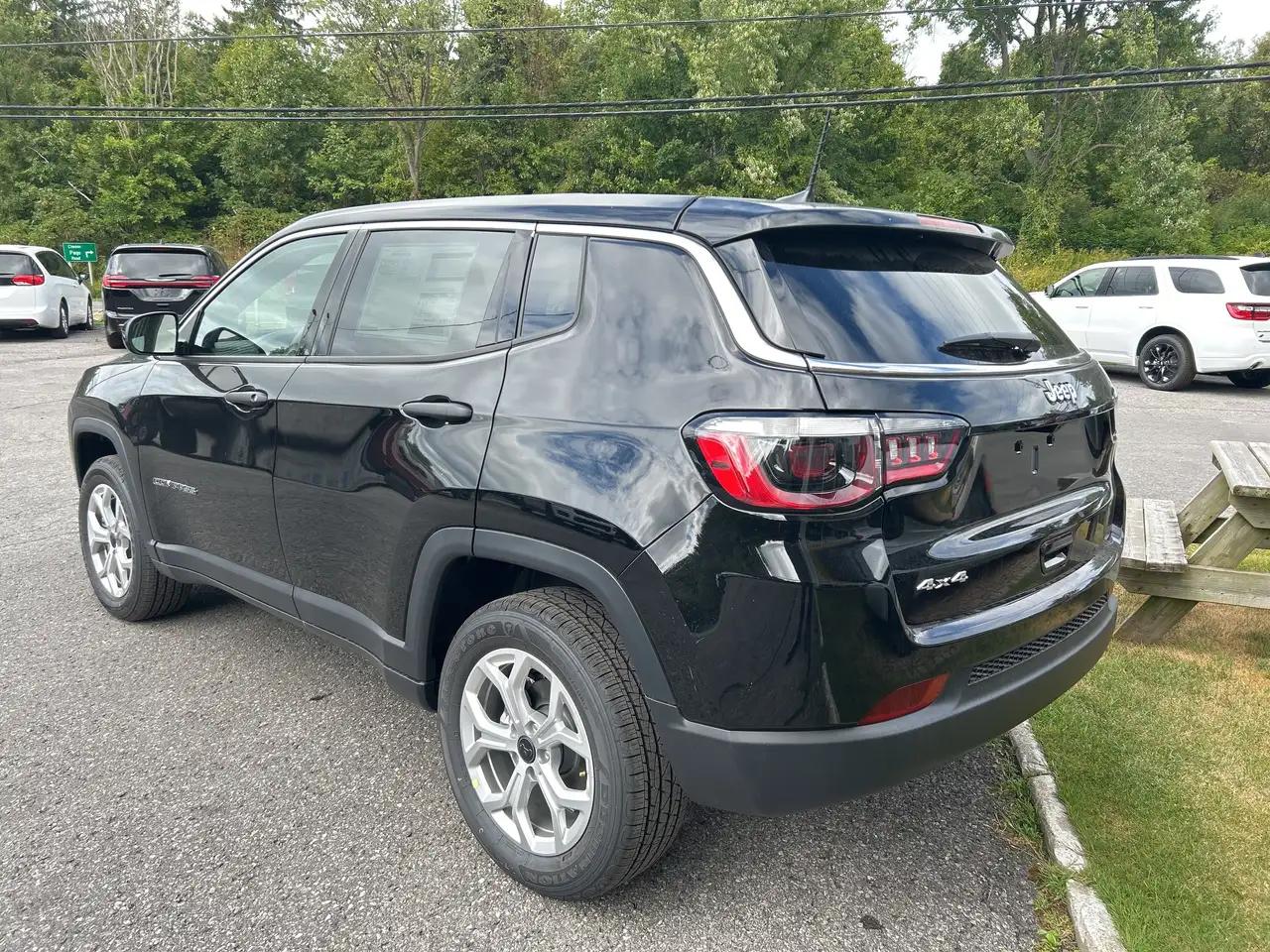 Jeep Compass снимка Jeep Compass