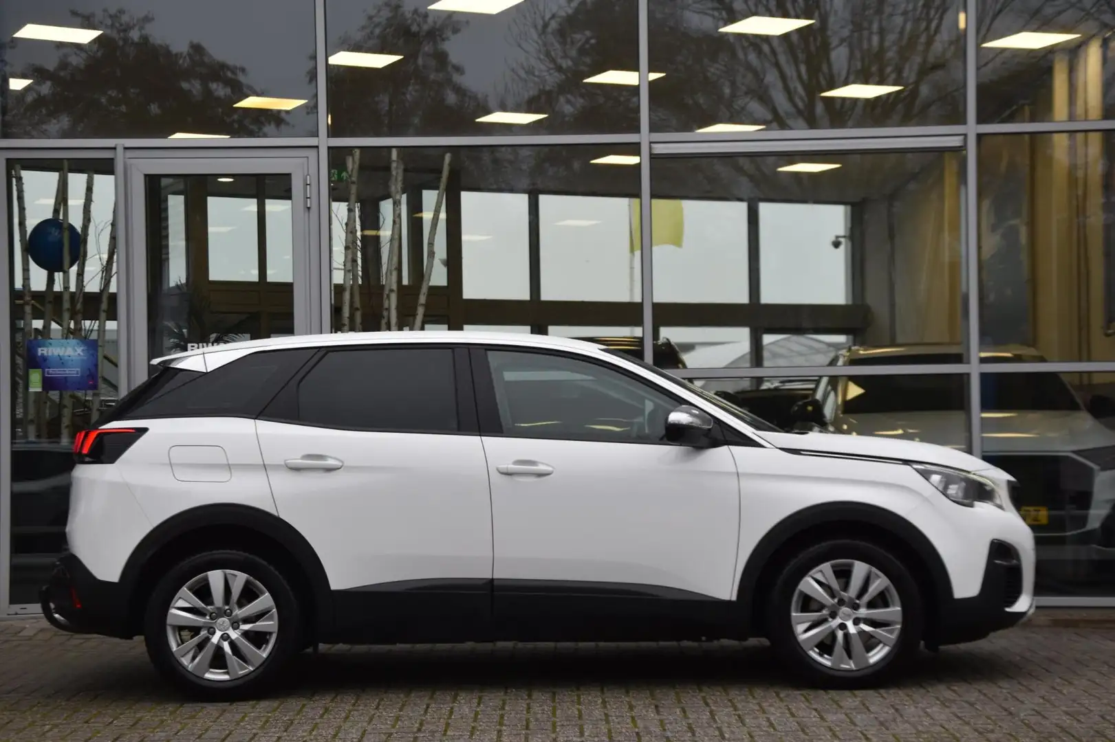 Peugeot 3008 1.2 PureTech Blue Lease Premium Airco Led Camera P Weiß - 2