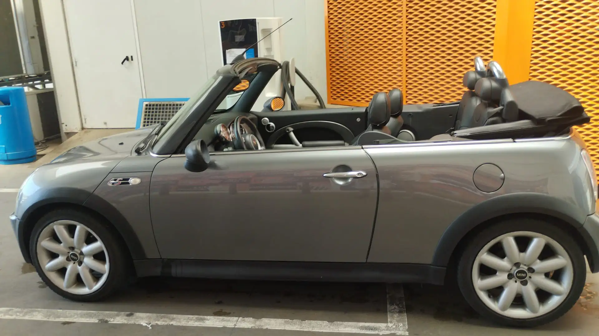 MINI Cooper S Cabrio JCW John Works - 1