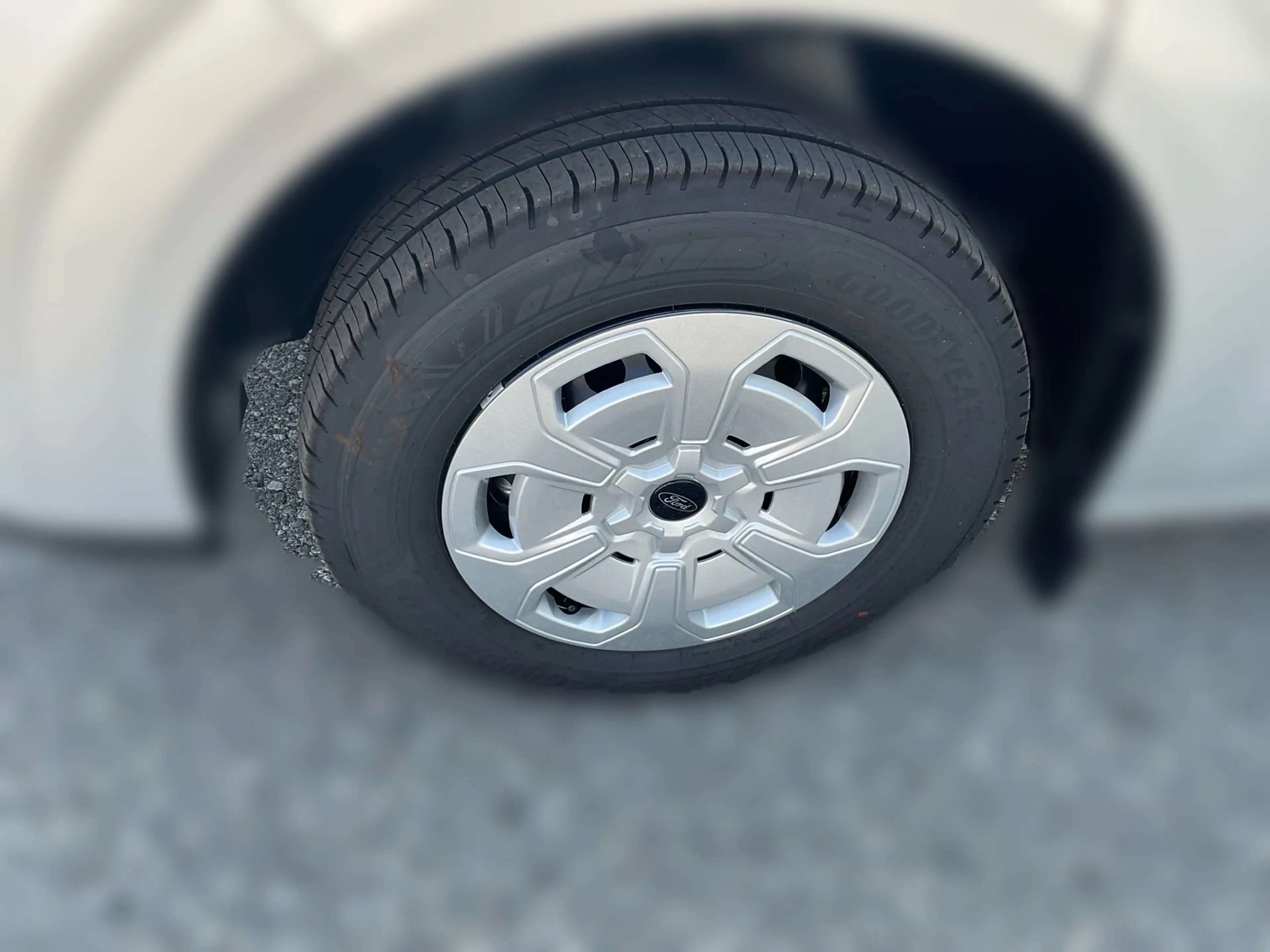 Ford Transit Custom 320 L1 Trend — photo 10