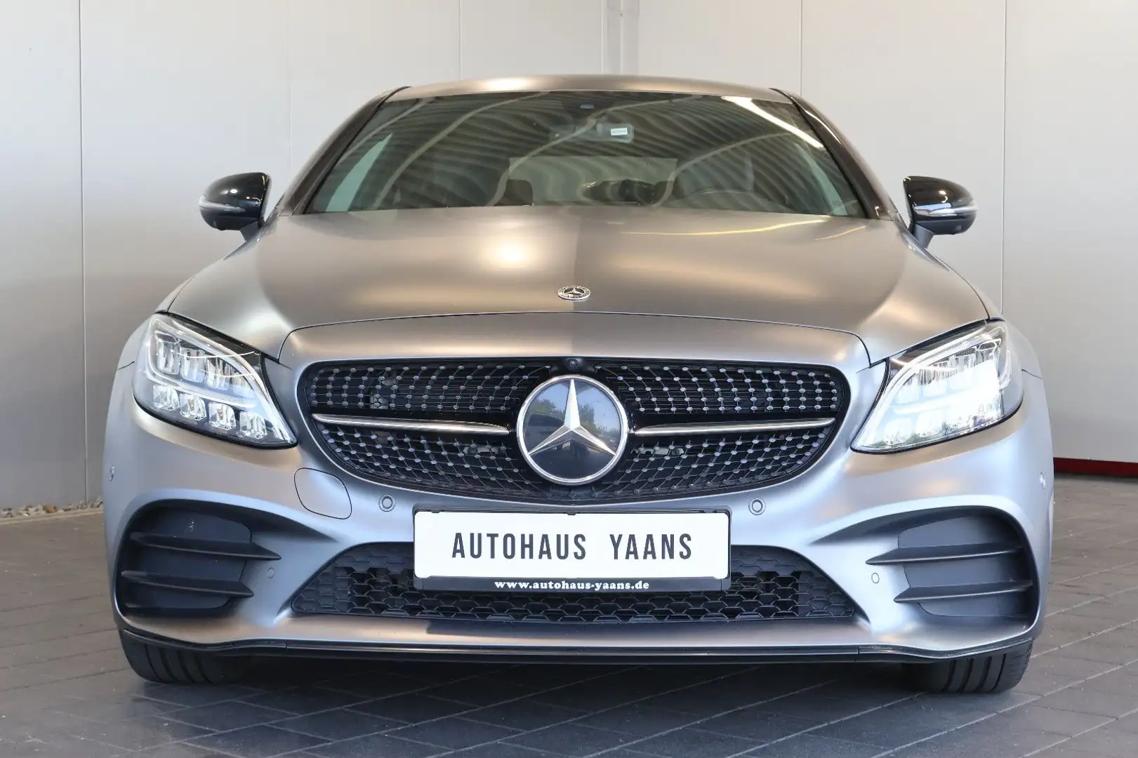 Mercedes-Benz C 300 AMG NIGHT+WIDE+360°+BURMESTER+LED+19" Gris - 2