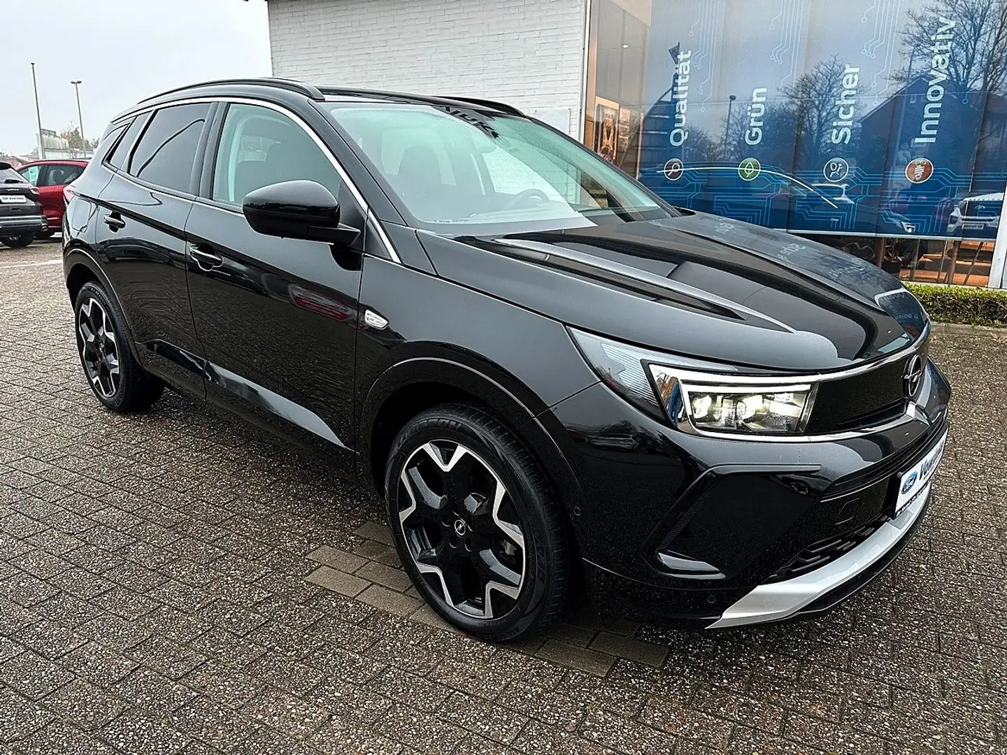 Opel Grandland X Grandland Ultimate Allwr+DAB+NAVI+MATRIX+AHK+360 Schwarz - 2