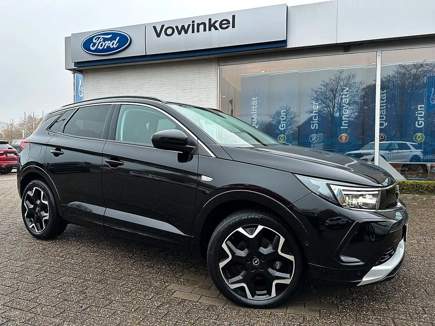 Opel Grandland X Grandland Ultimate Allwr+DAB+NAVI+MATRIX+AHK+360 Schwarz - 1