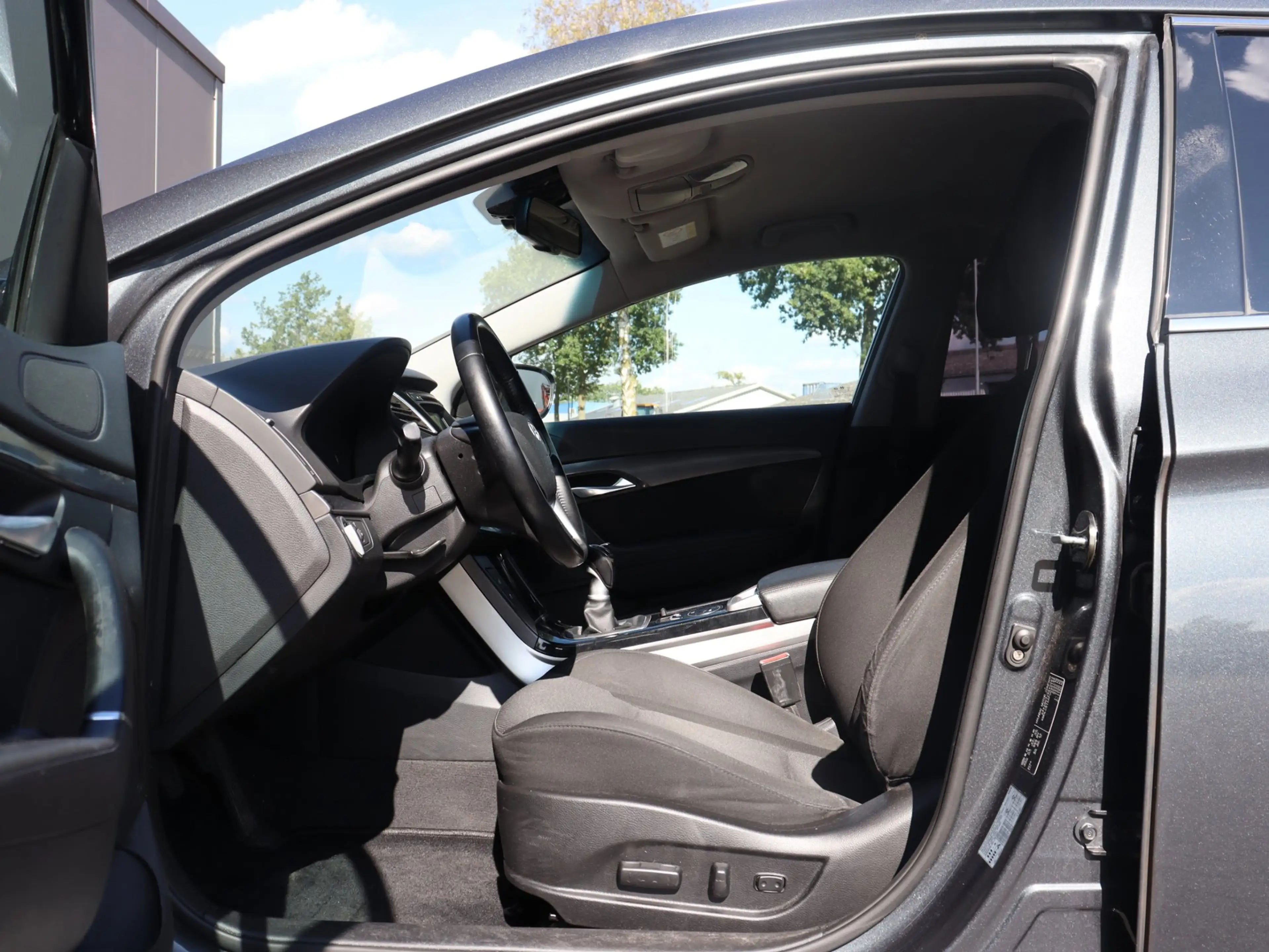 Hyundai i40 Wagon 1.6 GDI Blue i-Drive navi LM xenon airco — photo 9