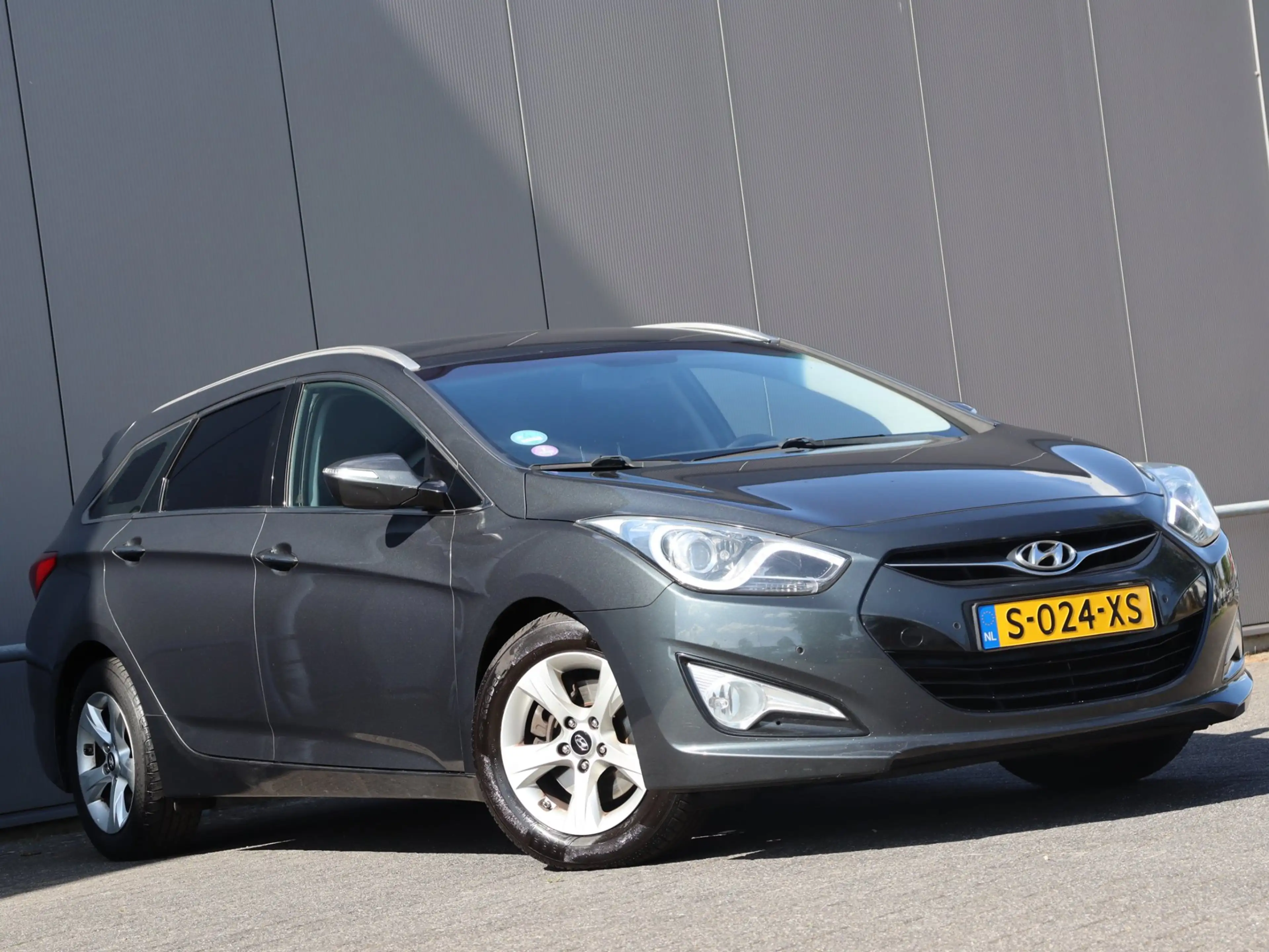 Hyundai i40 Wagon 1.6 GDI Blue i-Drive navi LM xenon airco — photo 3