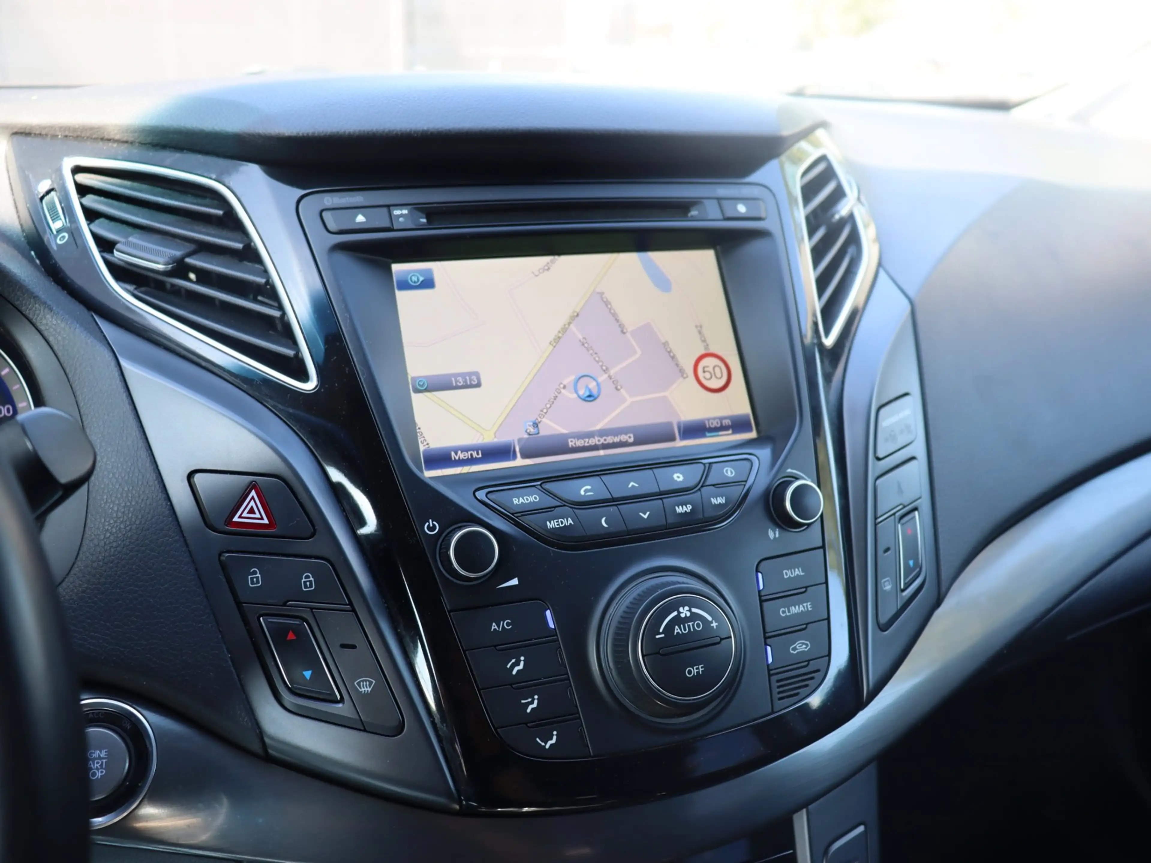 Hyundai i40 Wagon 1.6 GDI Blue i-Drive navi LM xenon airco — photo 12