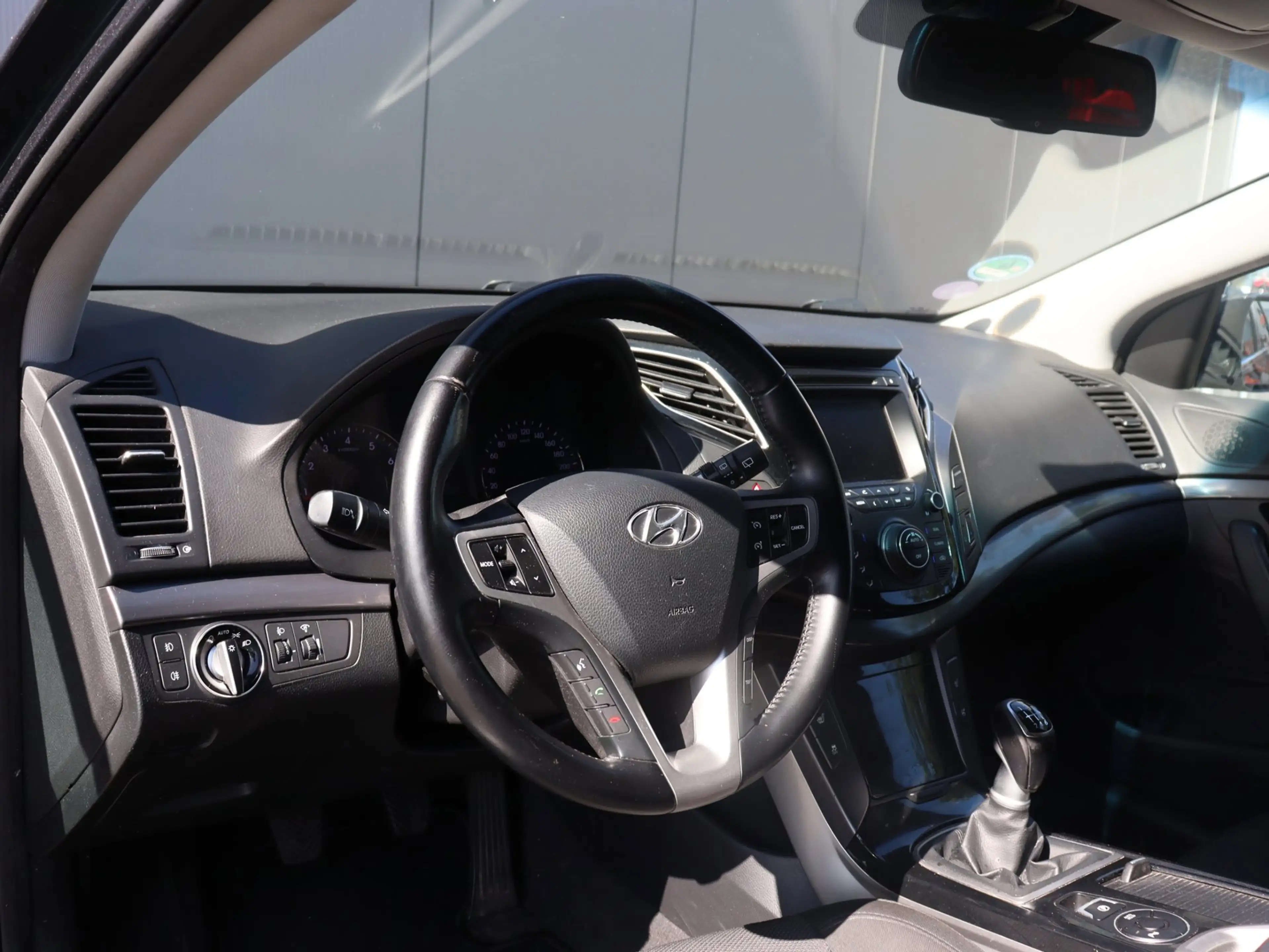 Hyundai i40 Wagon 1.6 GDI Blue i-Drive navi LM xenon airco — photo 11
