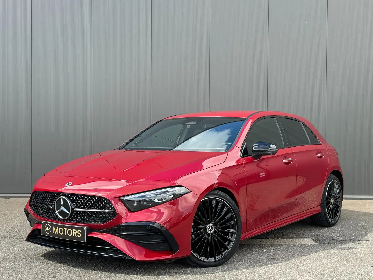 Mercedes-Benz A 180 d 2.0 116cv - Boite Auto. - Pack AMG - Facelift Rood - 1