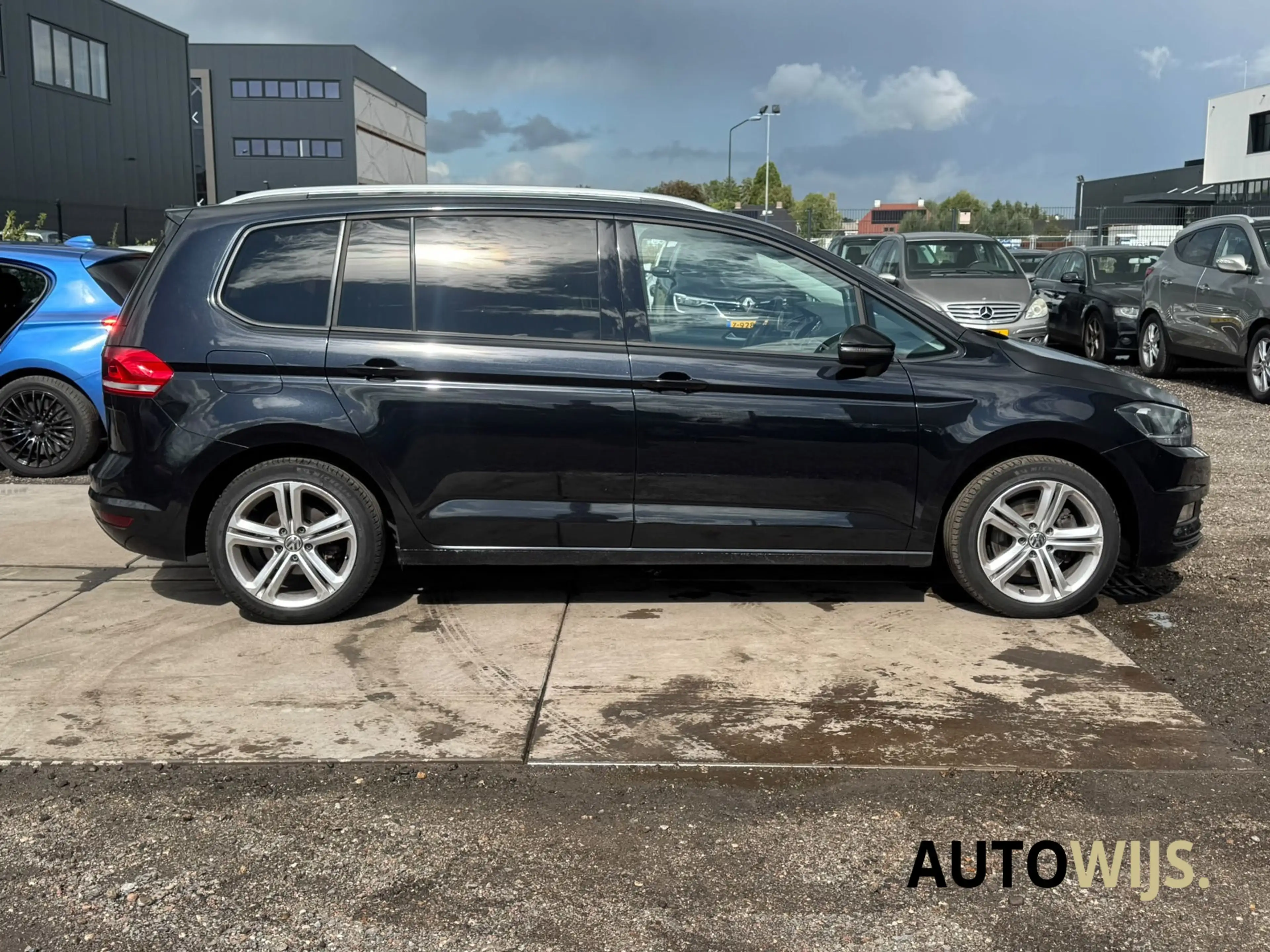 Volkswagen Touran 1.4 TSI Highline 7p|7 Persoons|CAMERA|TREKHAAK|STO — photo 17