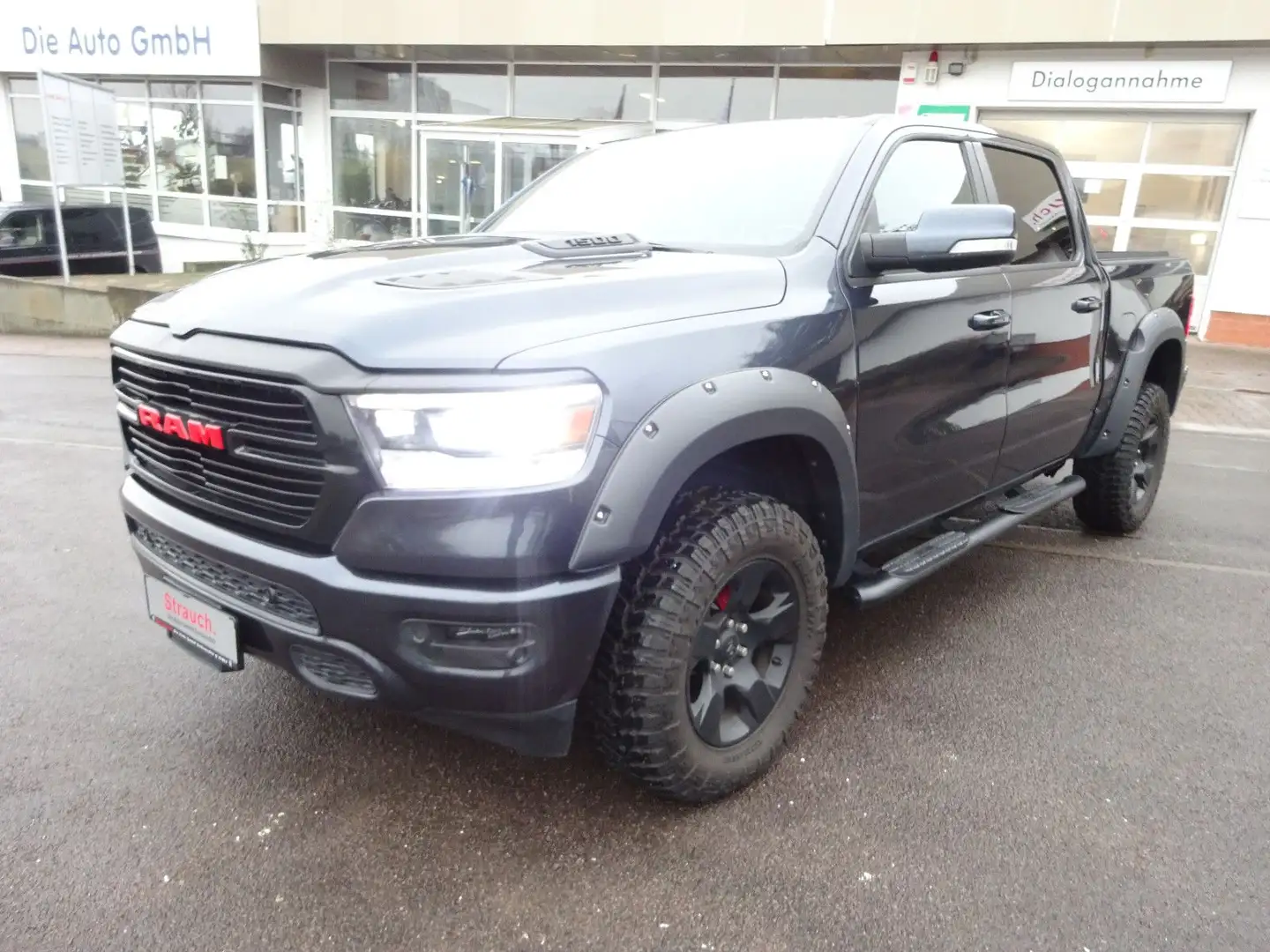 Dodge RAM 1500 4x4 Crew CAB Grau - 1
