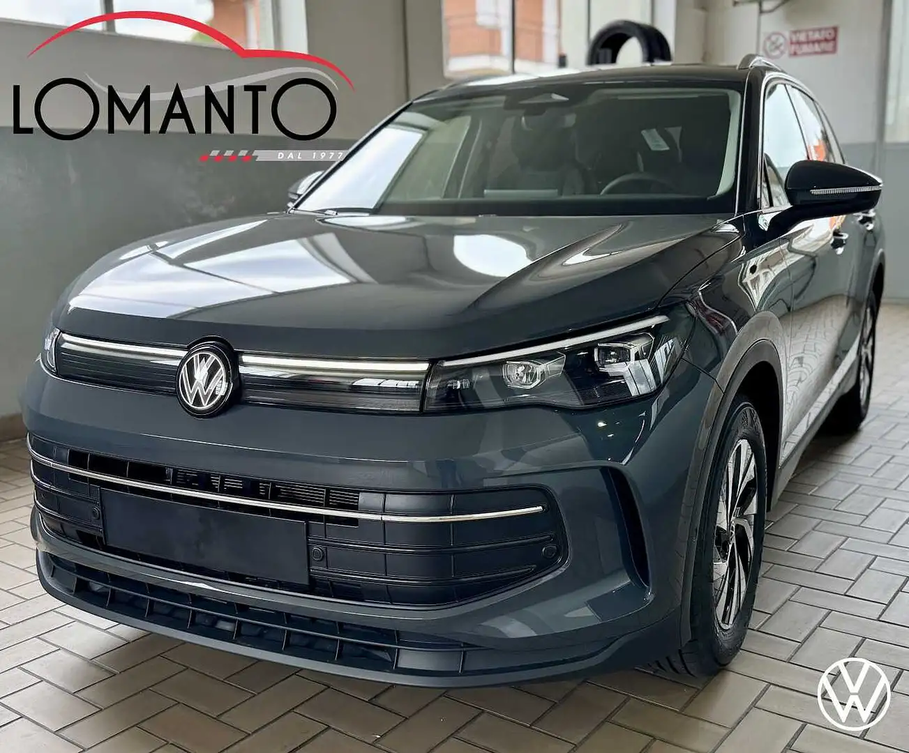 Volkswagen Tiguan 3ª serie 2.0 TDI 150 CV DSG Edition Plus Gris - 1