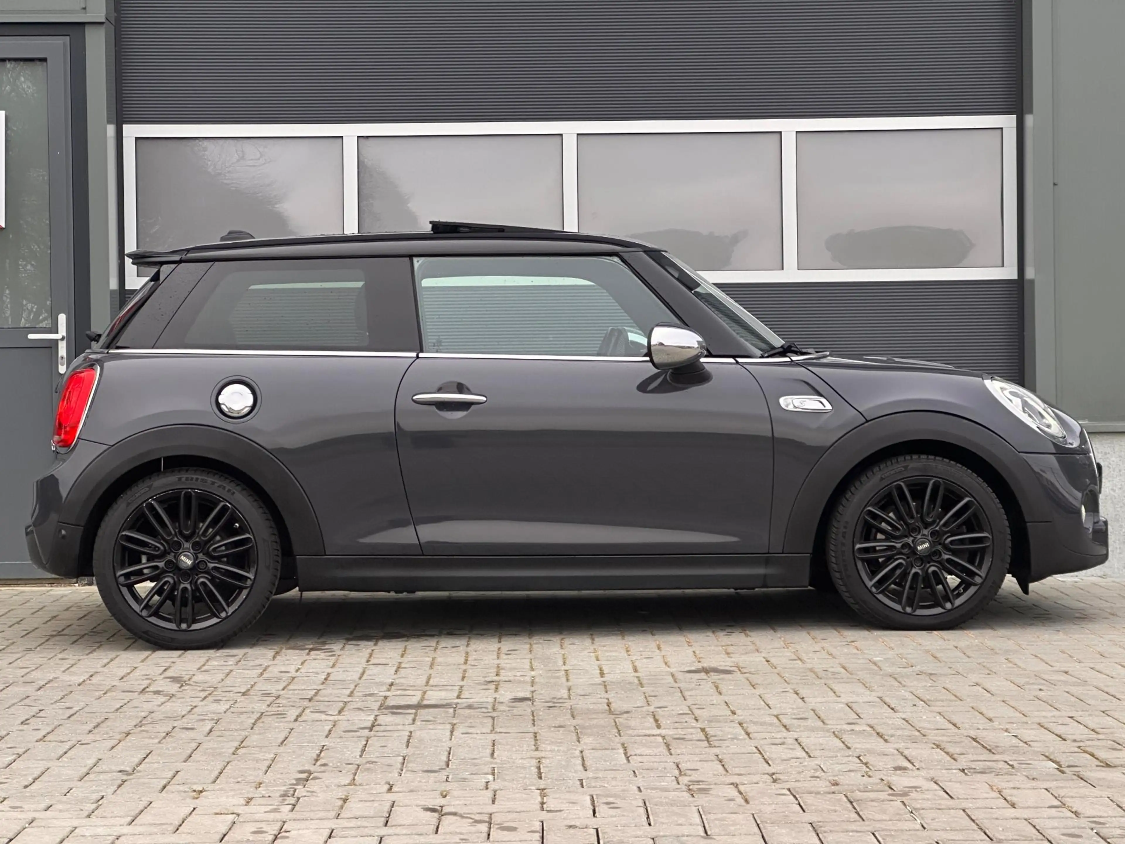 MINI Cooper S 2.0 Automaat Pano Stoelverwarming Navi — photo 6