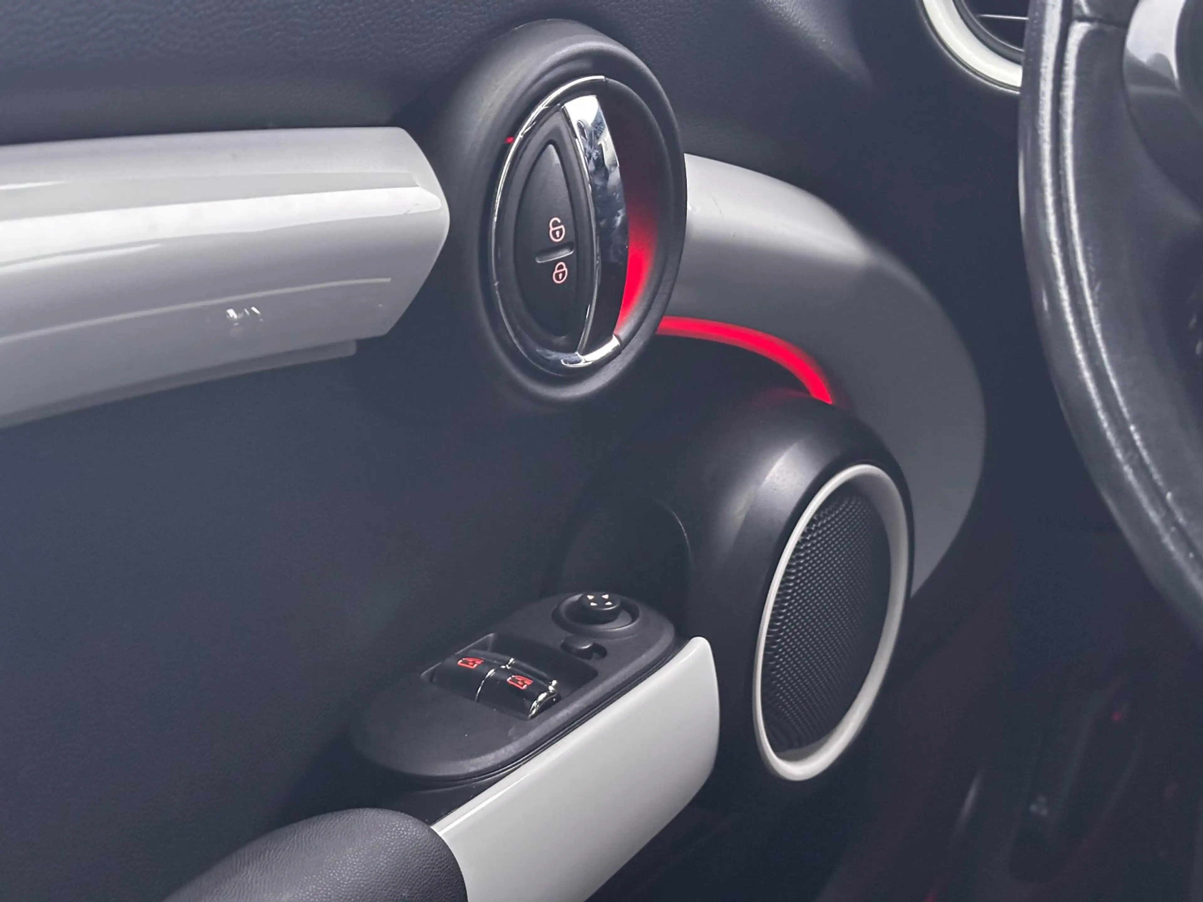 MINI Cooper S 2.0 Automaat Pano Stoelverwarming Navi — photo 16