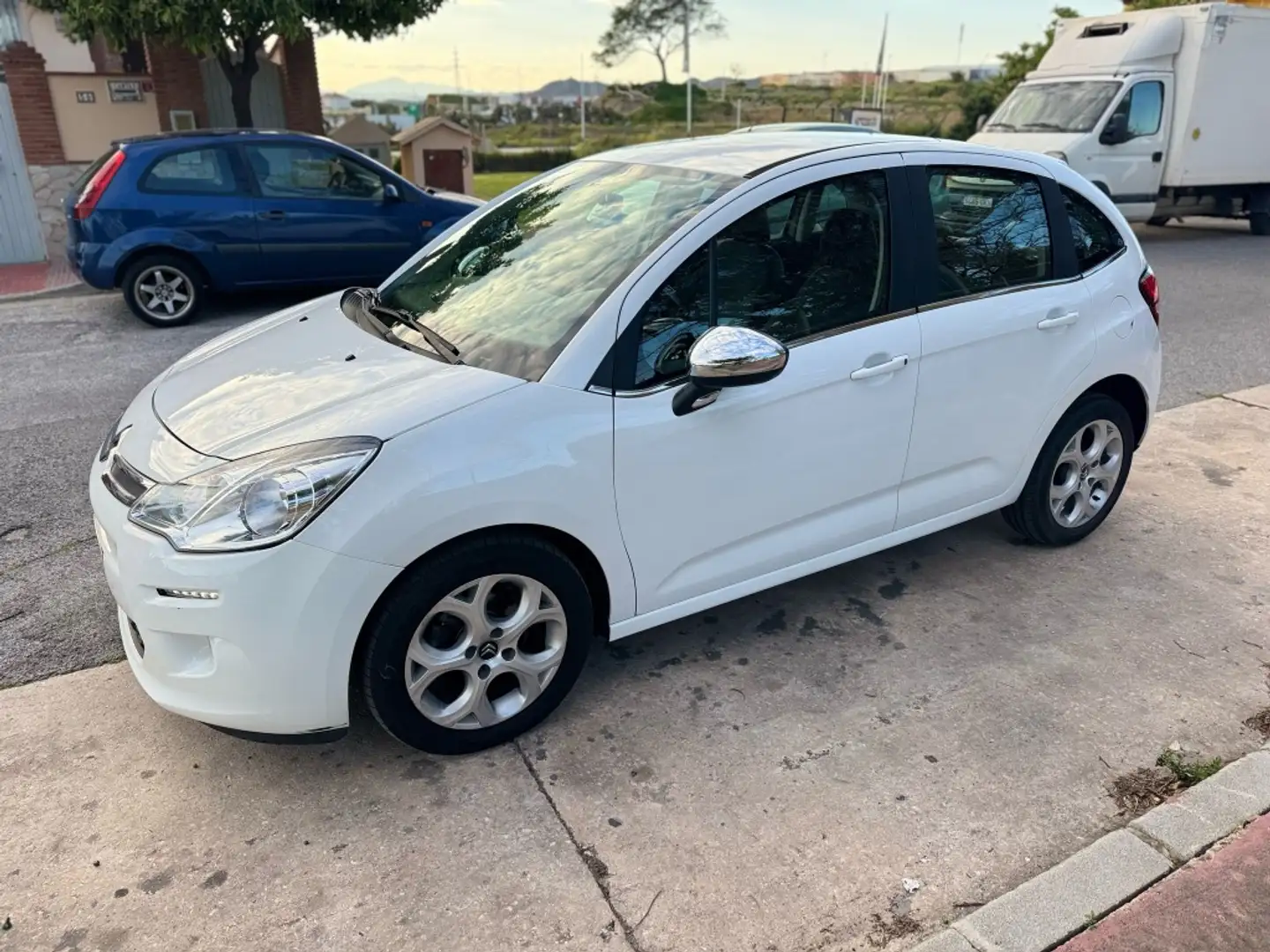Citroen C3 1.2 PureTech Feel Edition 82 Blanco - 1