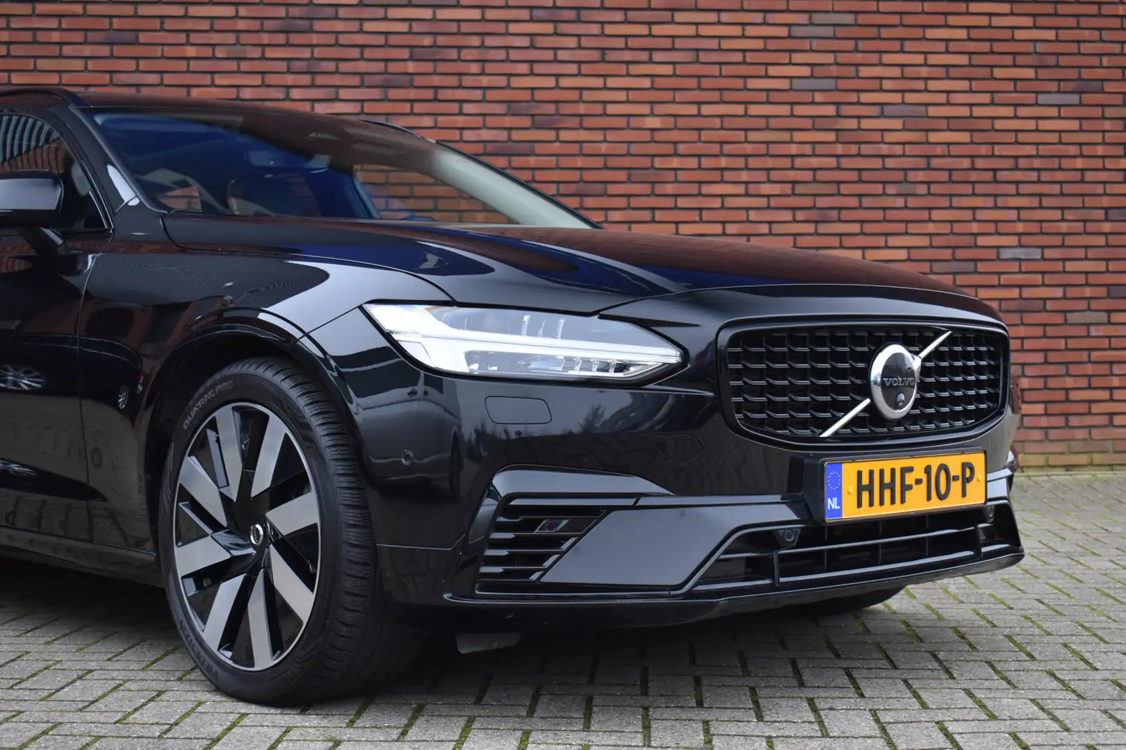 Volvo V90 T8 455PK Plug-in hybrid AWD Ultra Dark | 360 Camer Nero - 2