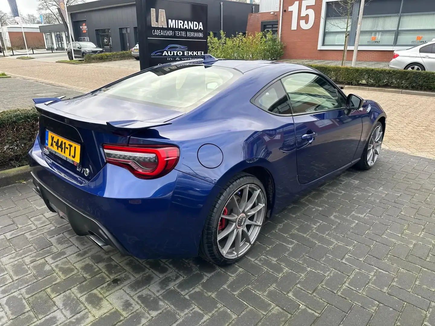 Toyota GT86 2.0 D-4S Leer Navi JBL Kék - 2